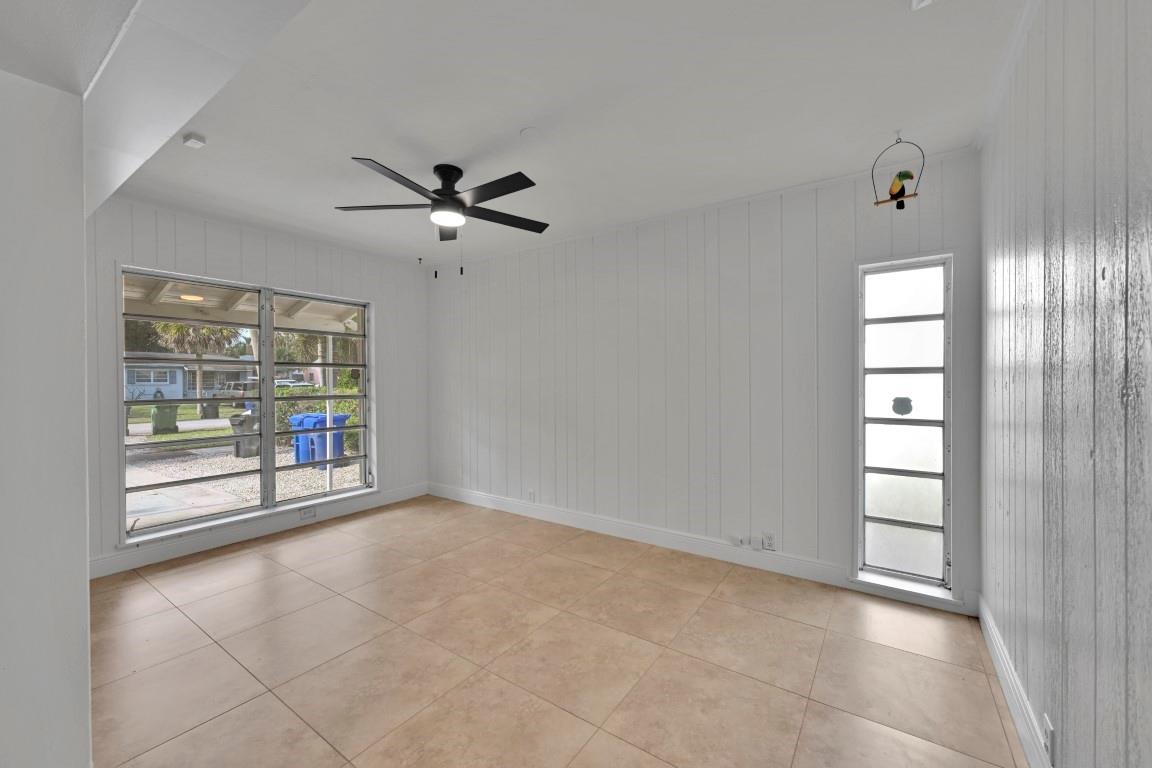 Shady Banks On New River - Residential