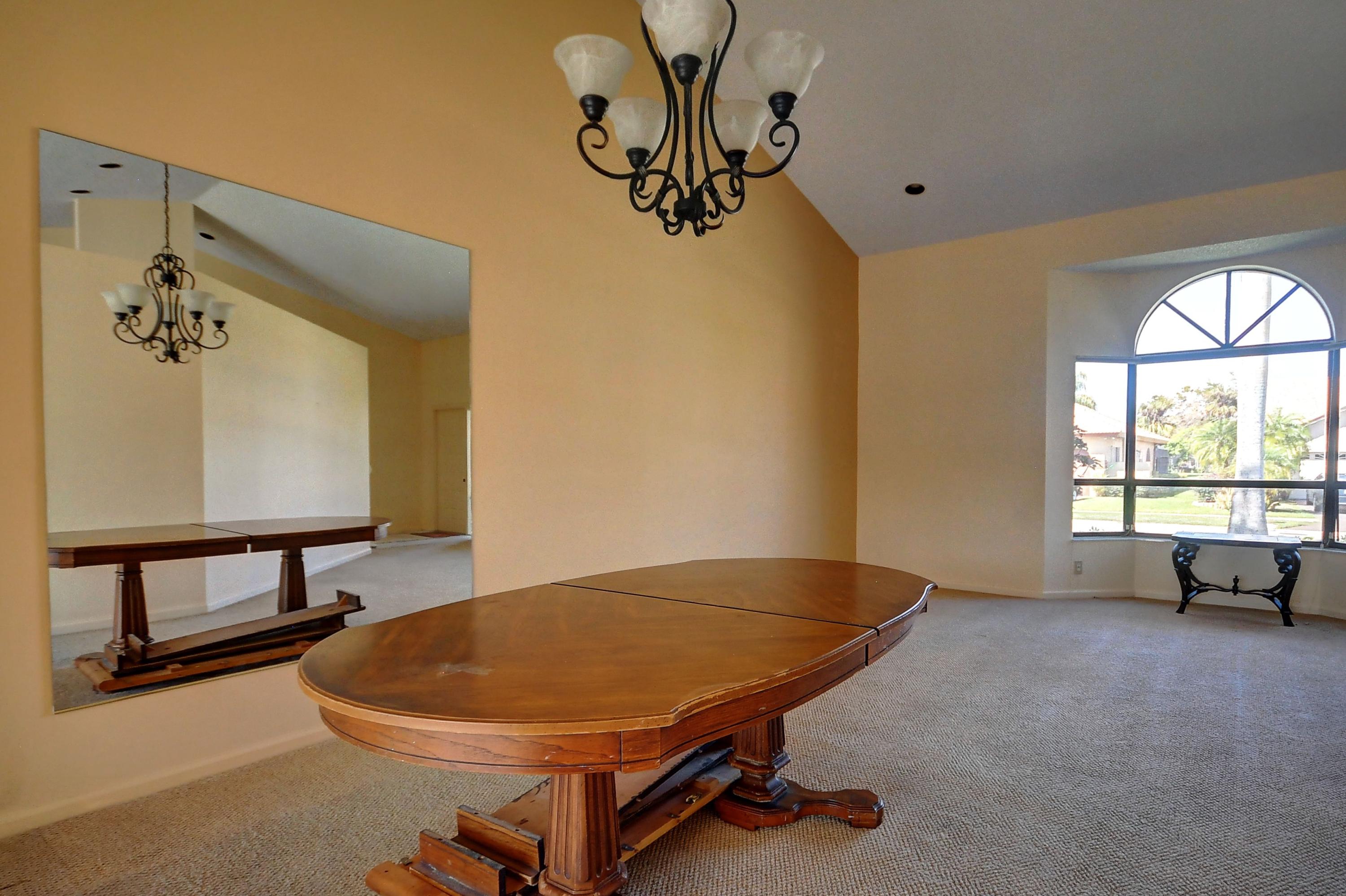 BOCA GREENS - Residential