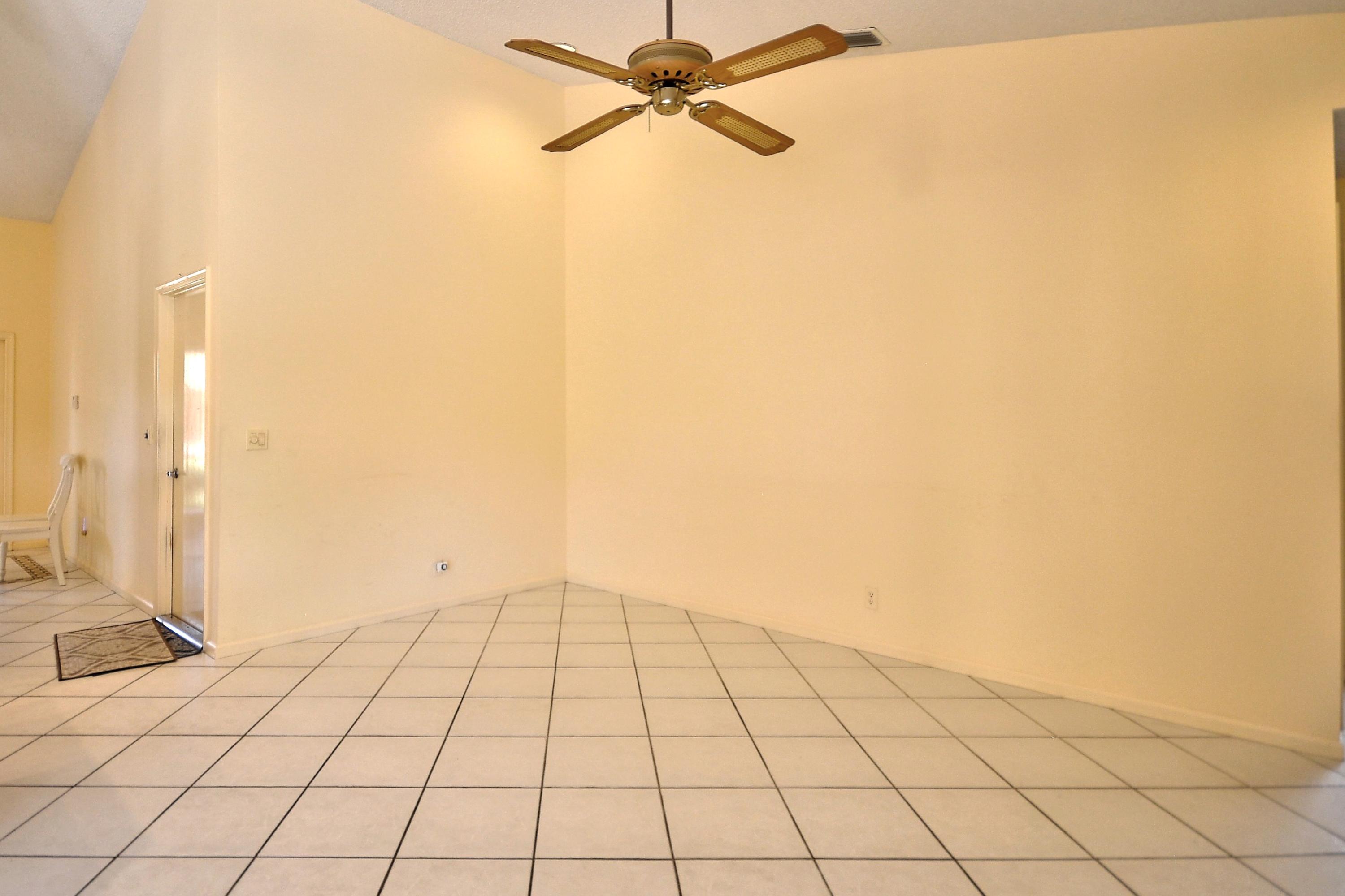 BOCA GREENS - Residential