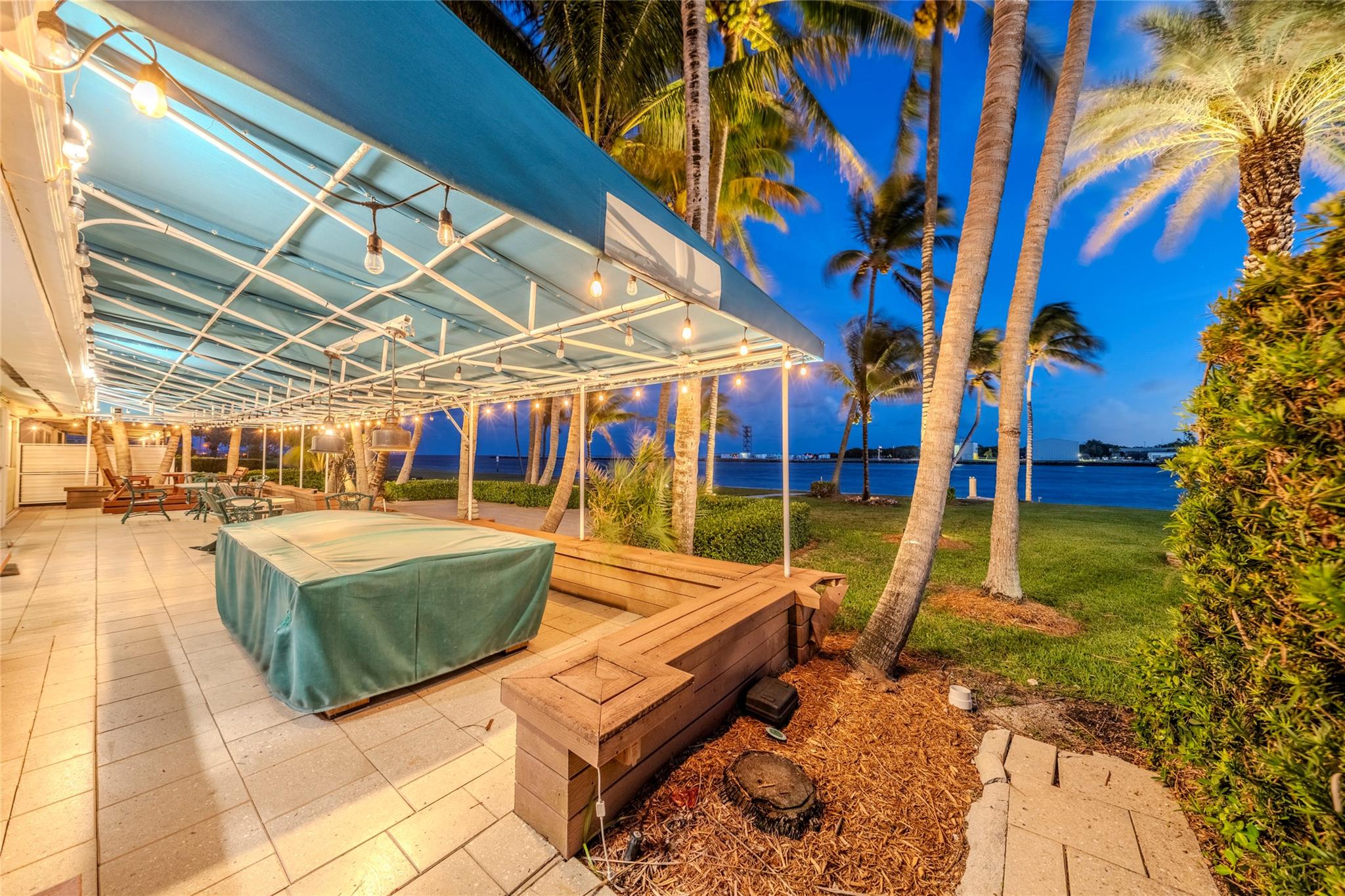 Breakwater 42-19 B - Residential