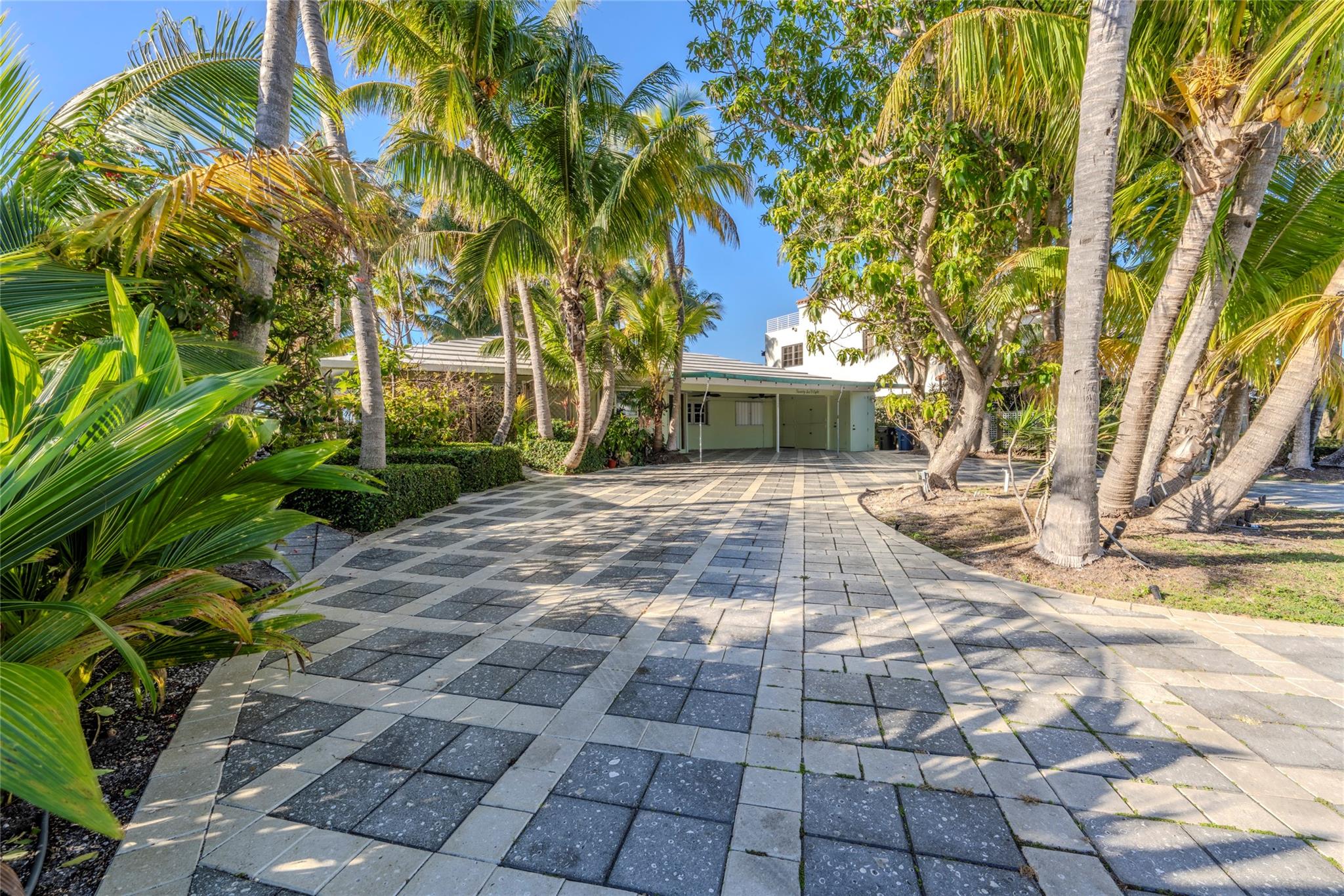 Breakwater 42-19 B - Residential