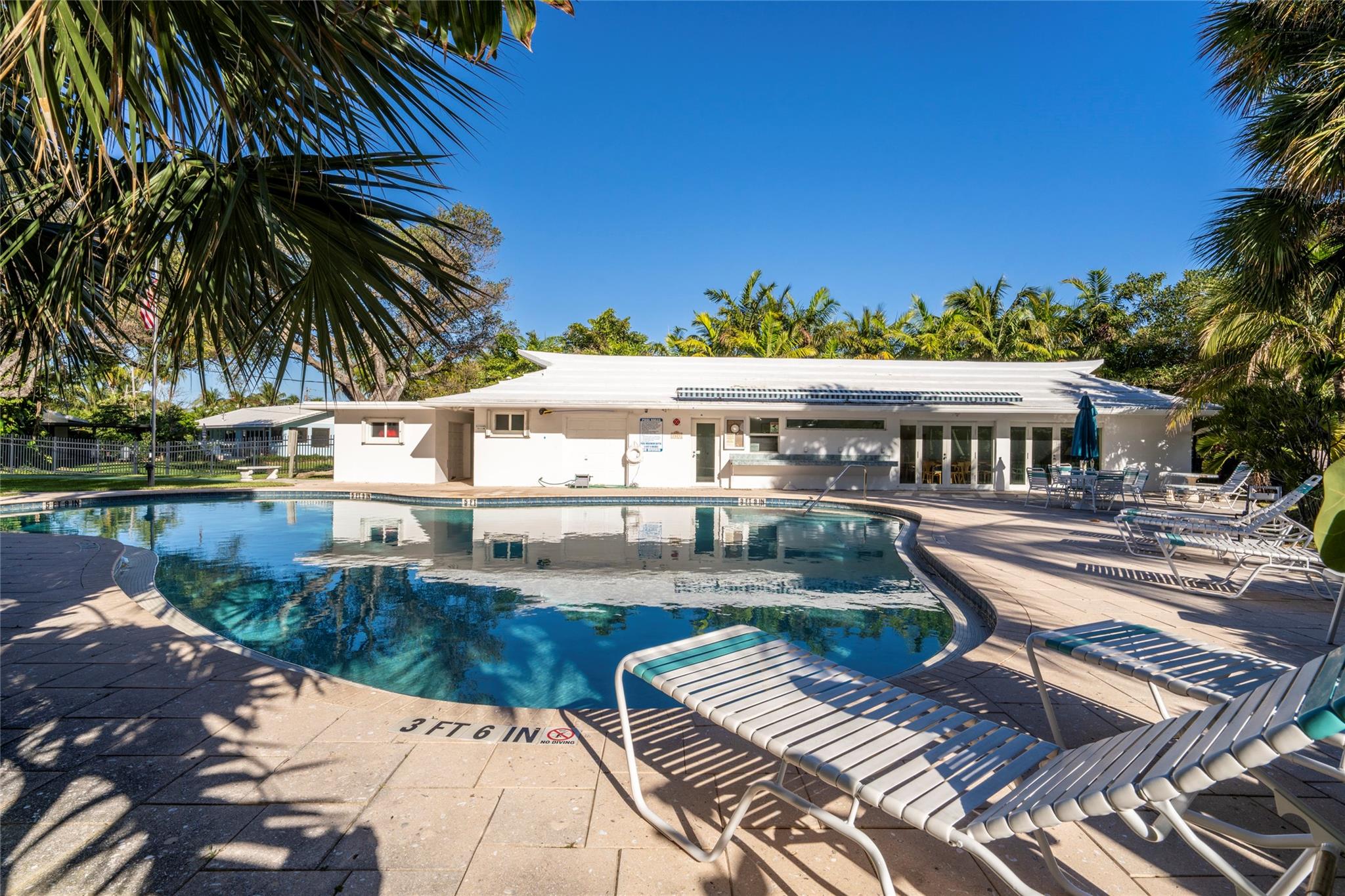 Breakwater 42-19 B - Residential