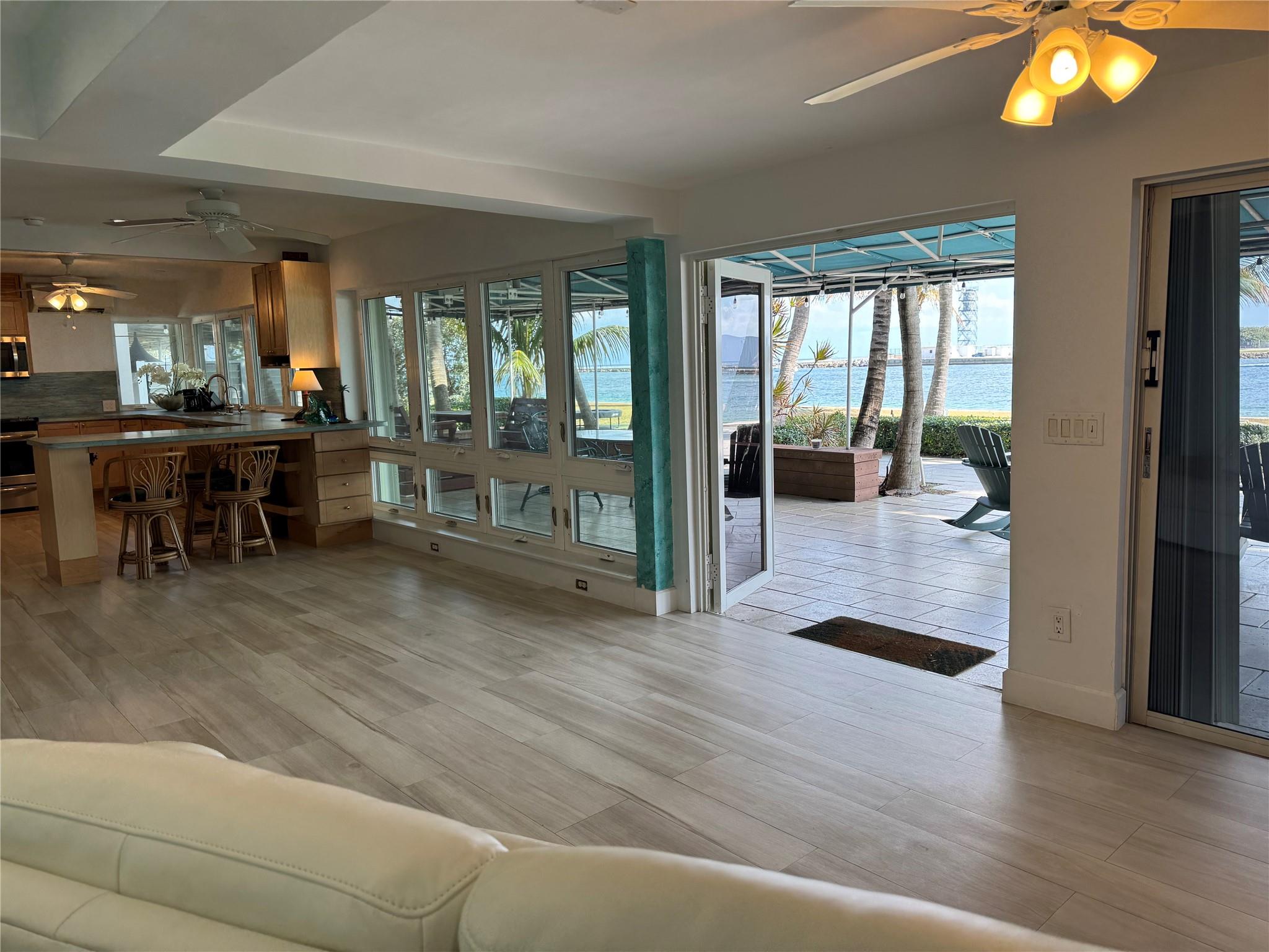 Breakwater 42-19 B - Residential