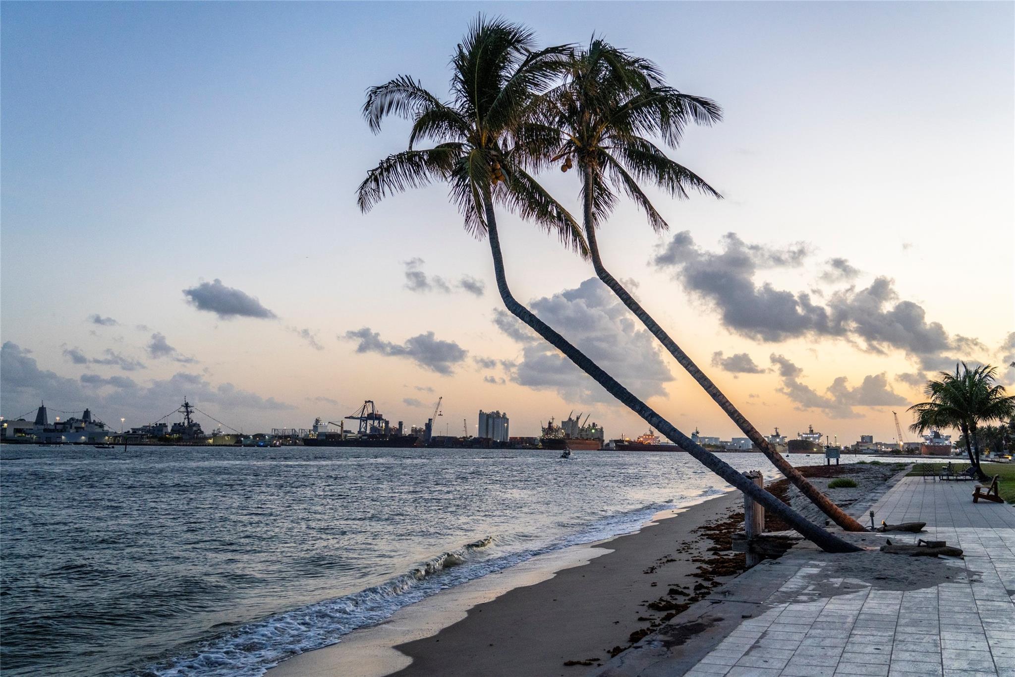 Breakwater 42-19 B - Residential