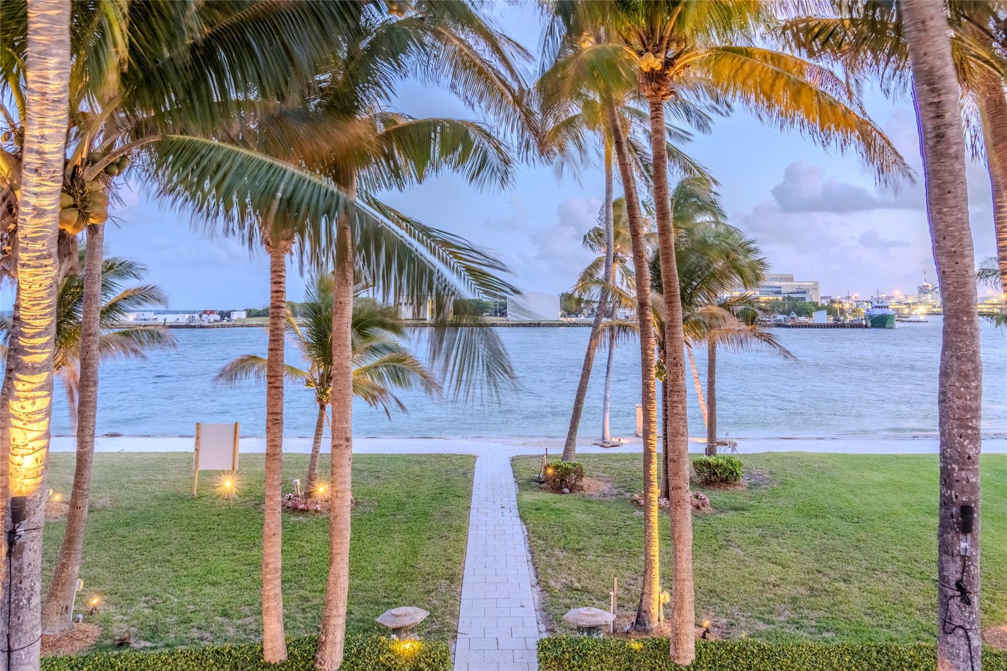 Breakwater 42-19 B - Residential