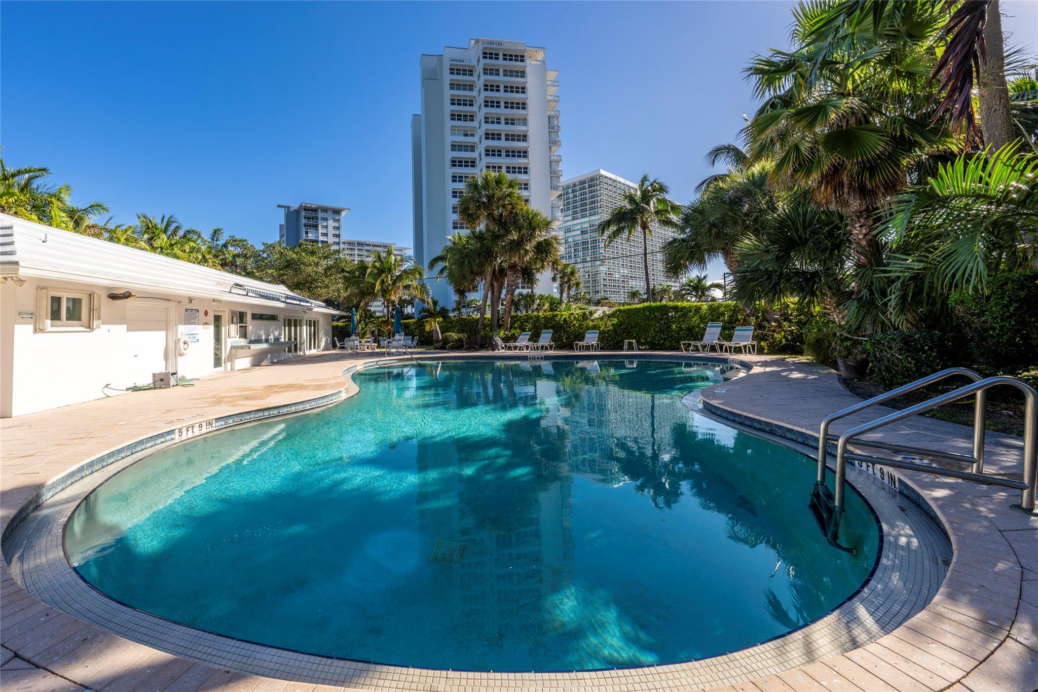 Breakwater 42-19 B - Residential