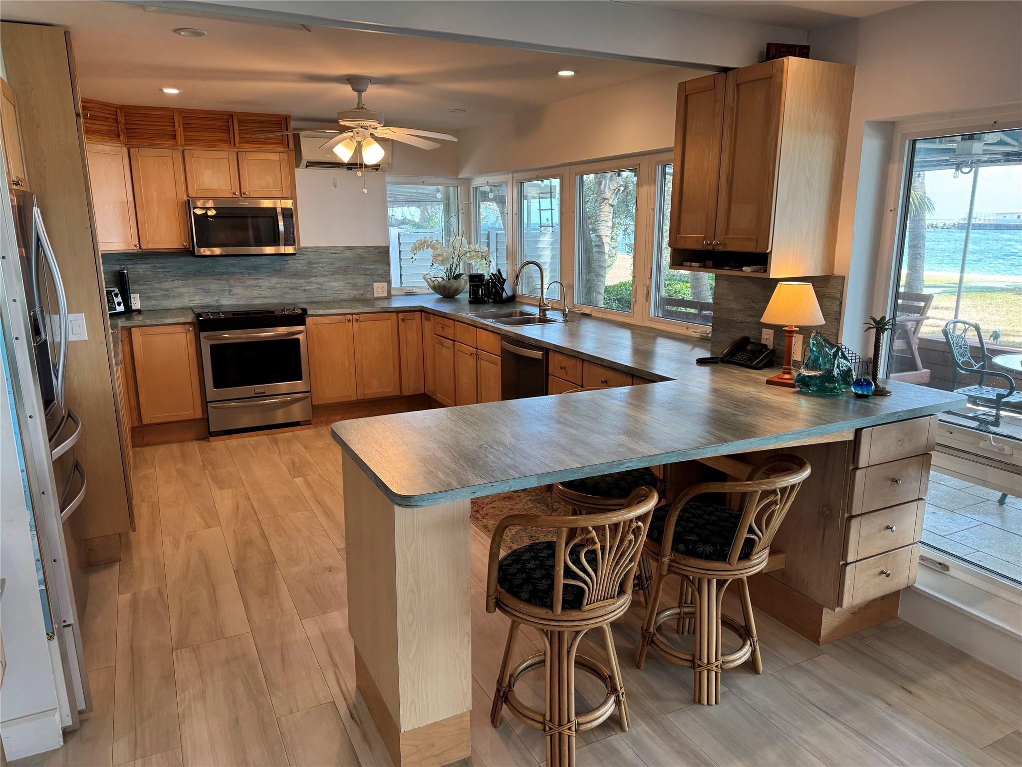 Breakwater 42-19 B - Residential