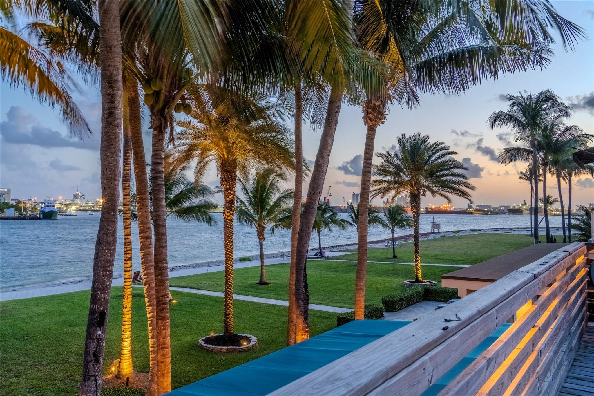 Breakwater 42-19 B - Residential