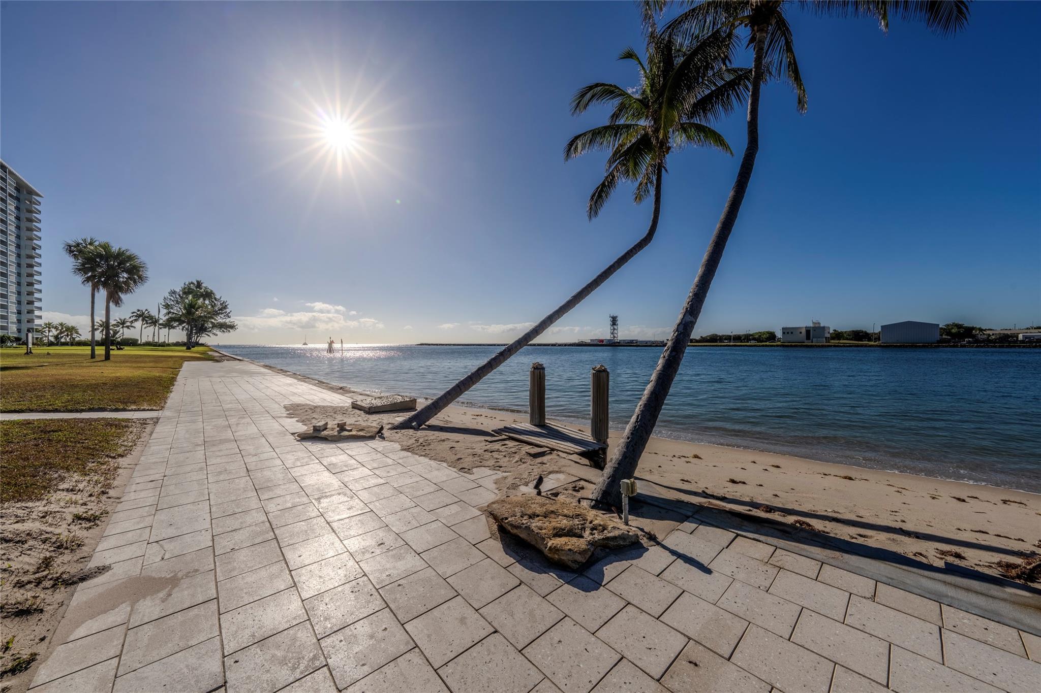 2608 Inlet Dr