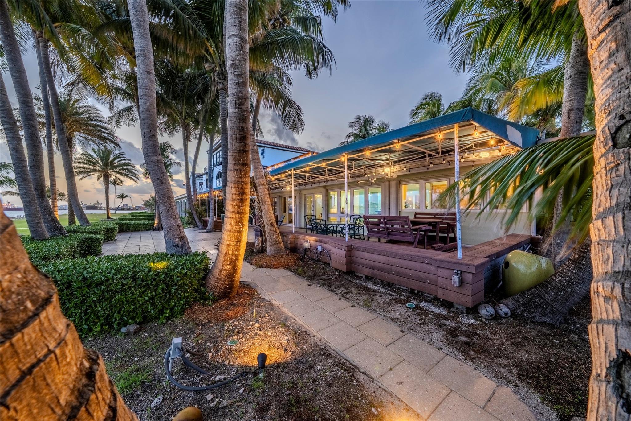 Breakwater 42-19 B - Residential