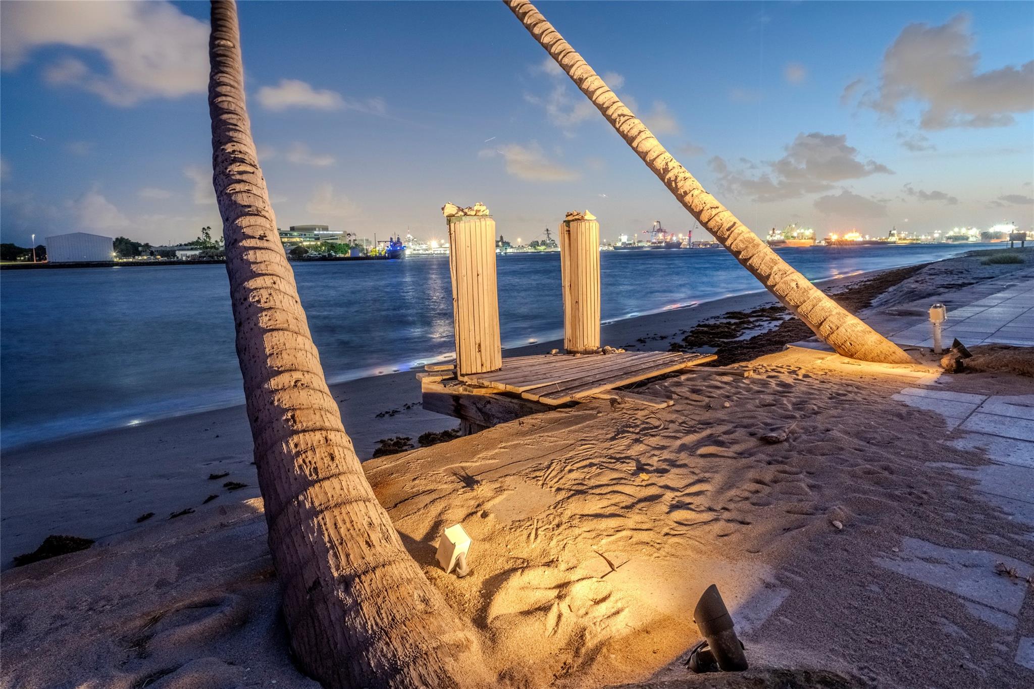 Breakwater 42-19 B - Residential