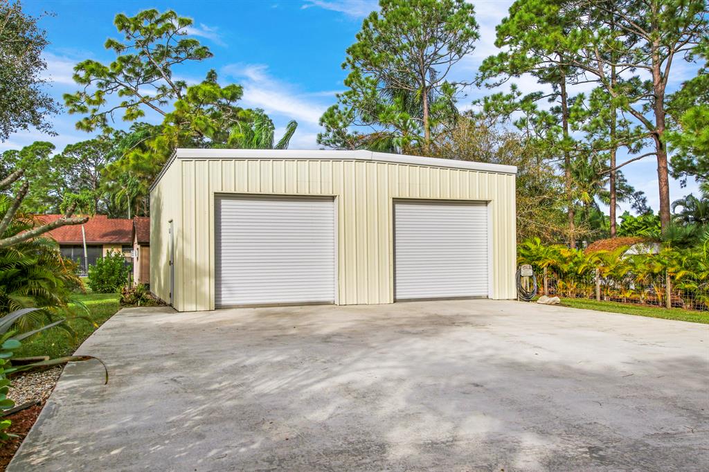 Acreage & Unrec - Residential