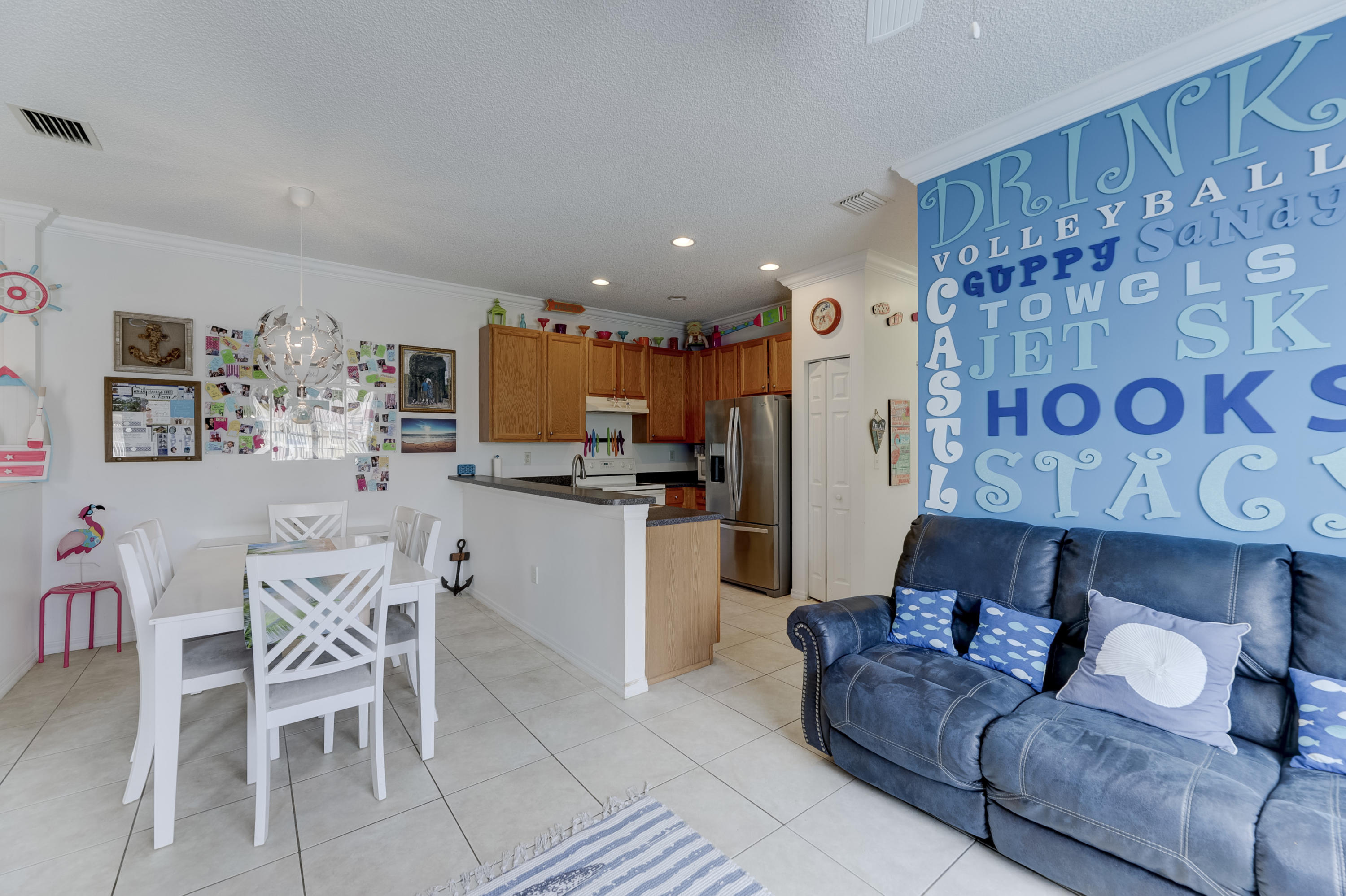 CRESTWOOD AT CAROLINA - Residential