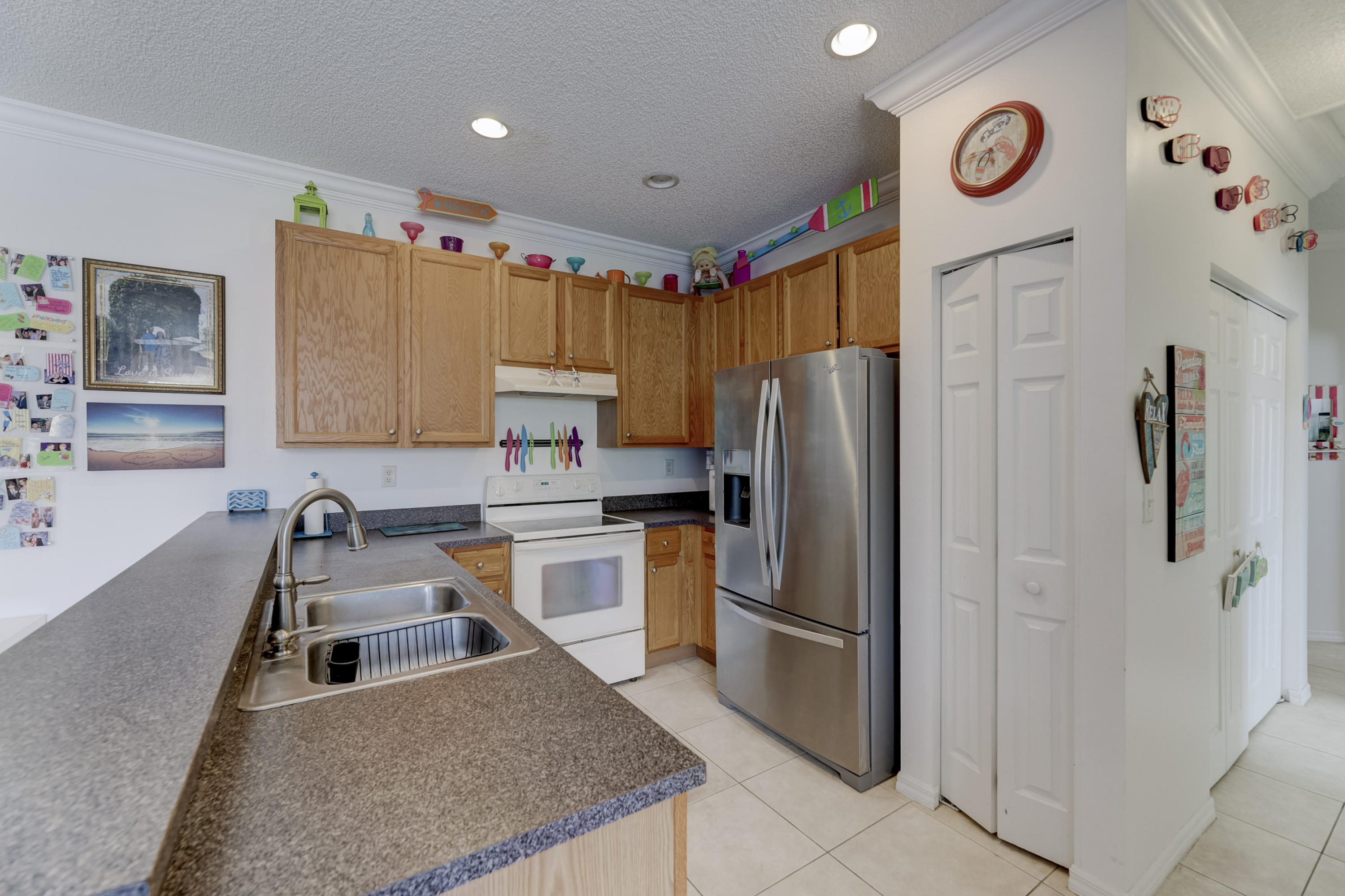 CRESTWOOD AT CAROLINA - Residential