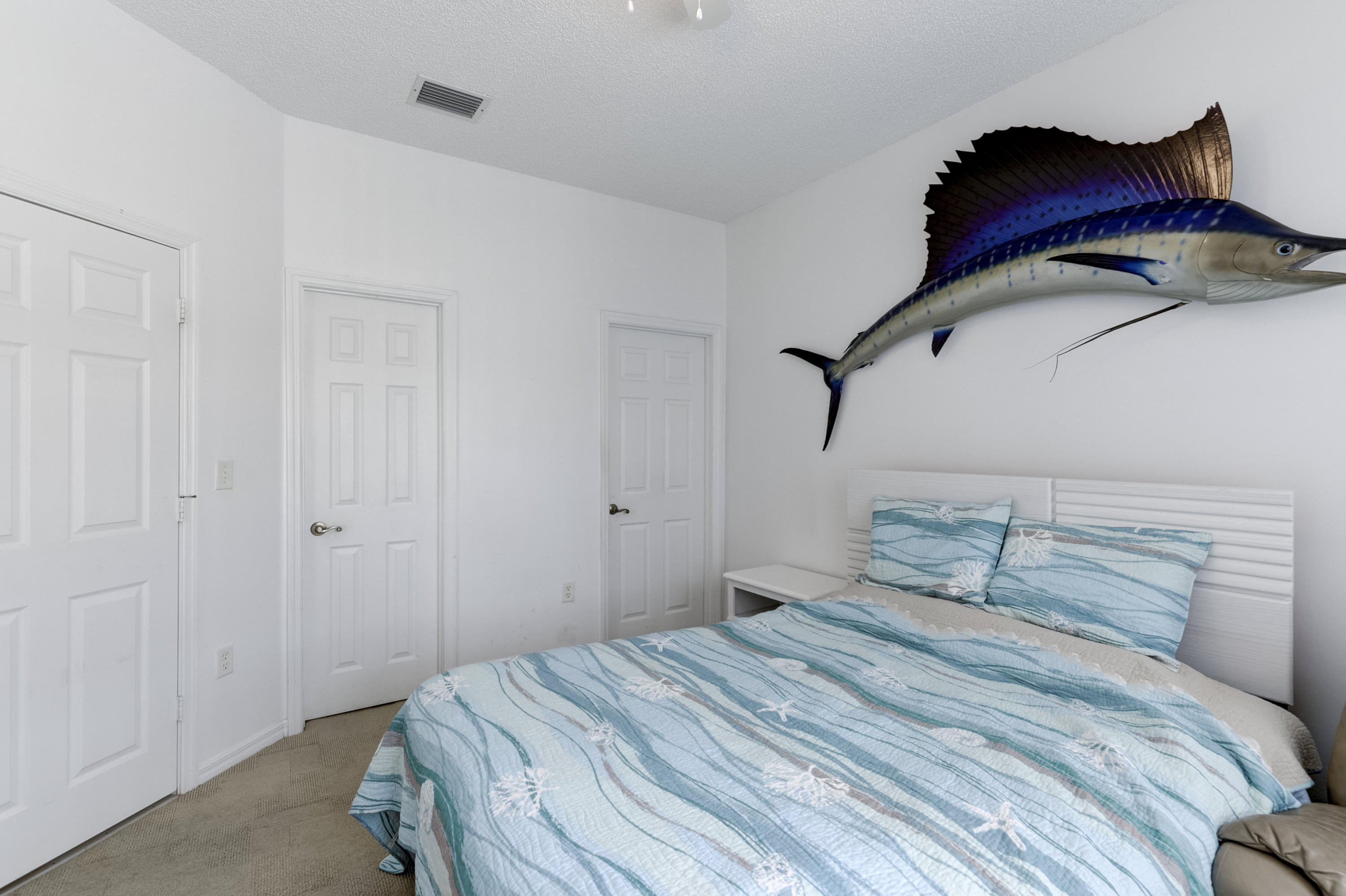 CRESTWOOD AT CAROLINA - Residential