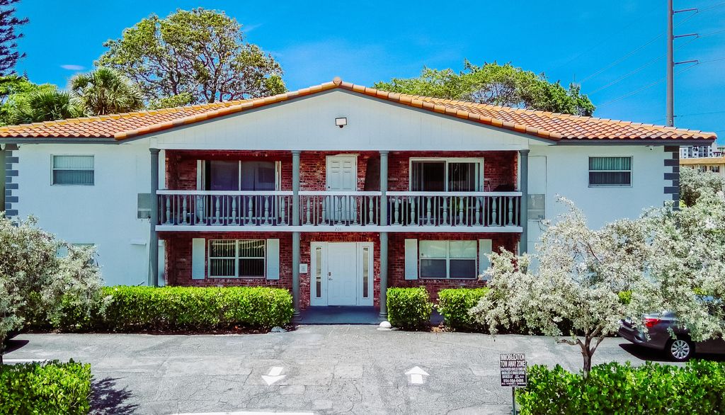 Photo of 201 SW 7th Street, Boca Raton, FL 33432 (MLS # B26013572)