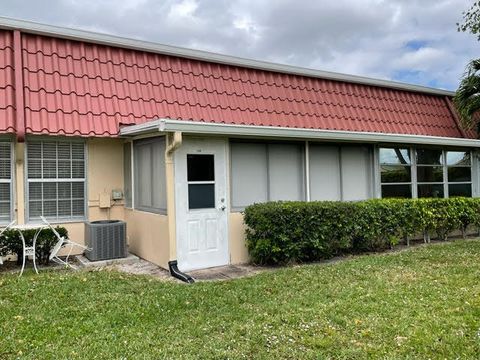 A home in Lake Worth