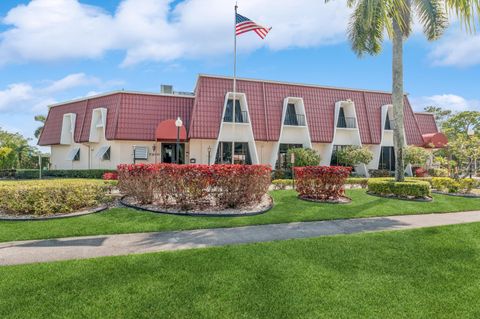 A home in Lake Worth