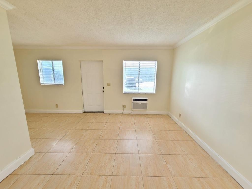 Enclave At Crown Park Con - Residential Lease