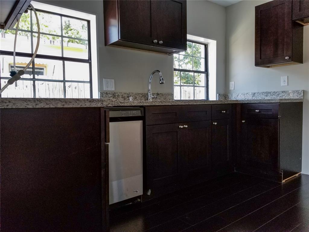 Railway Shops Add - Residential Lease