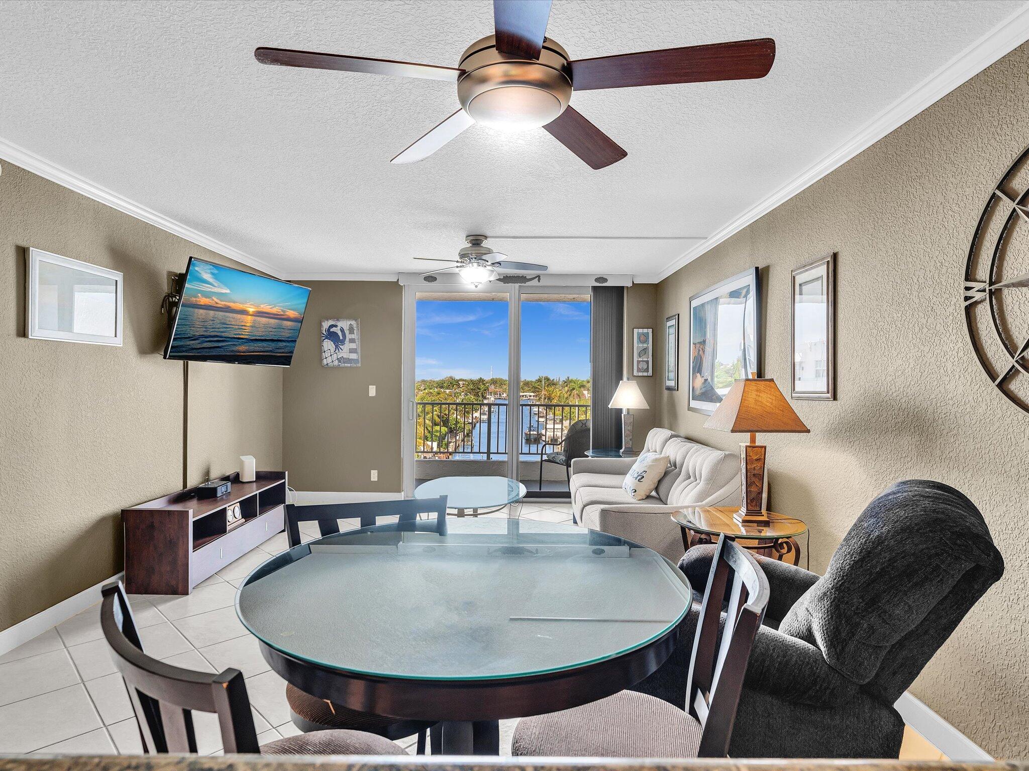 RIO ESPANA CONDO - Residential