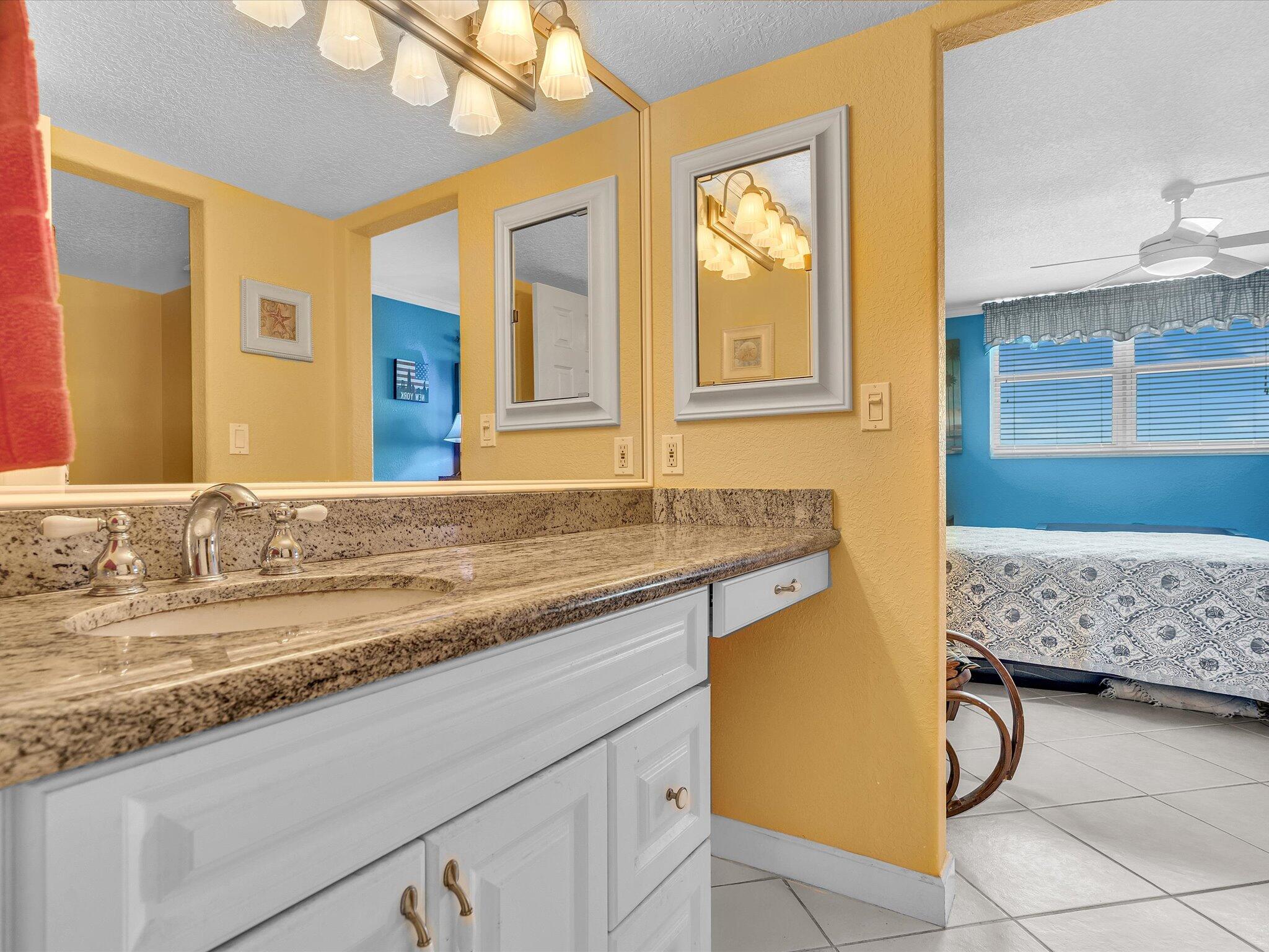 RIO ESPANA CONDO - Residential