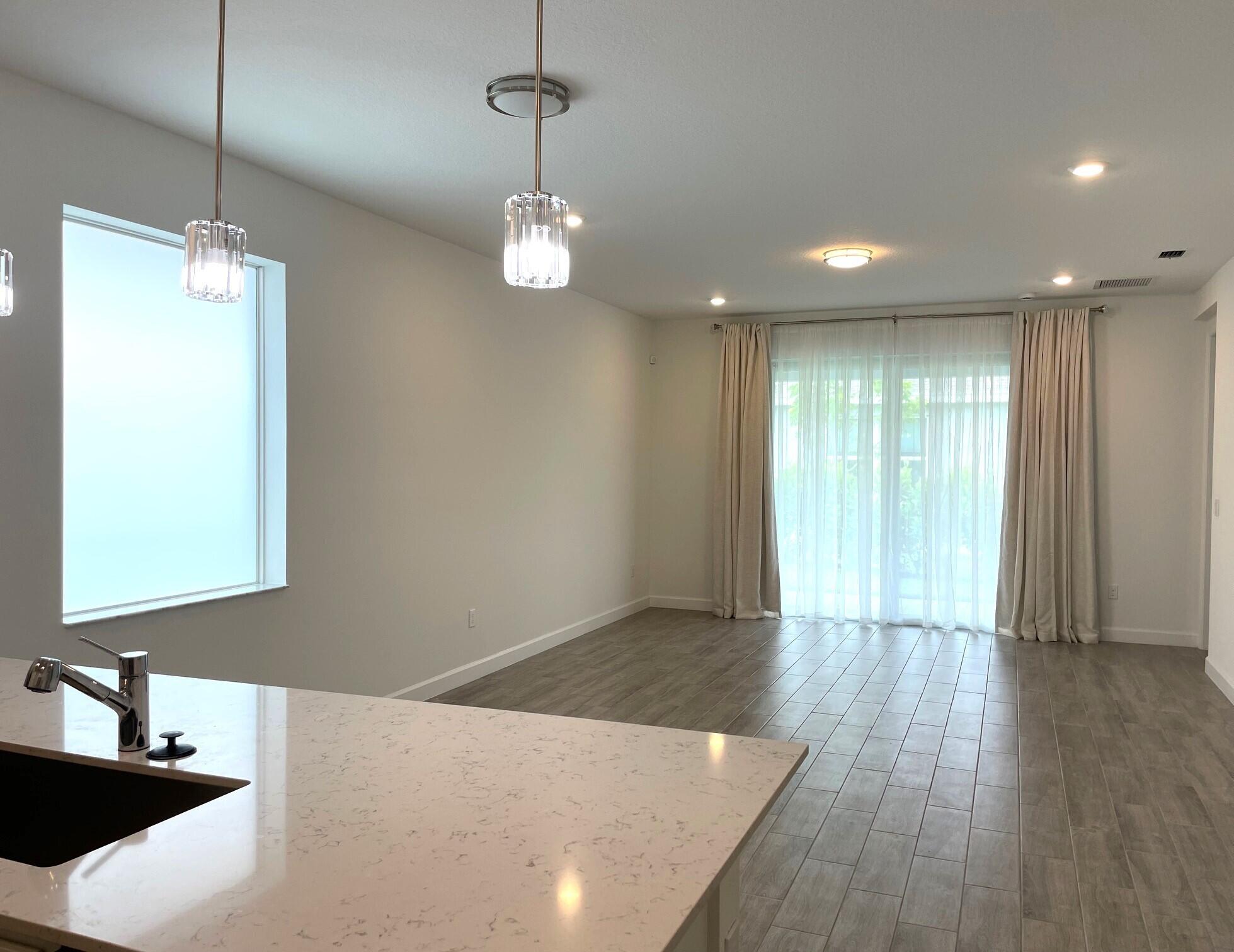 DELRAY TRAILS AT VILLA DELRAY PUD - Residential Lease
