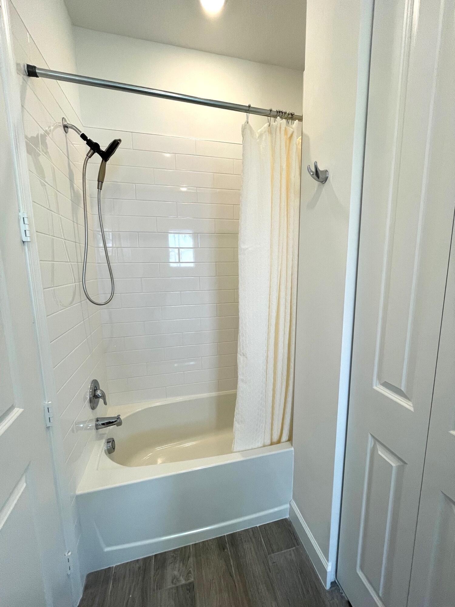 DELRAY TRAILS AT VILLA DELRAY PUD - Residential Lease