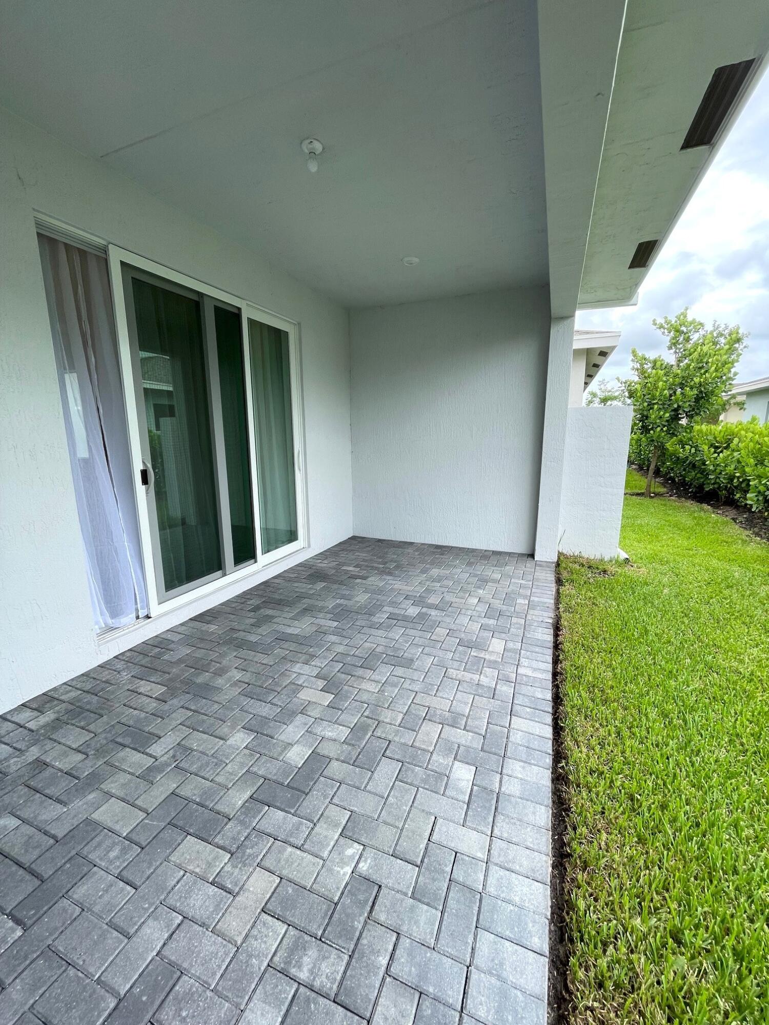 DELRAY TRAILS AT VILLA DELRAY PUD - Residential Lease