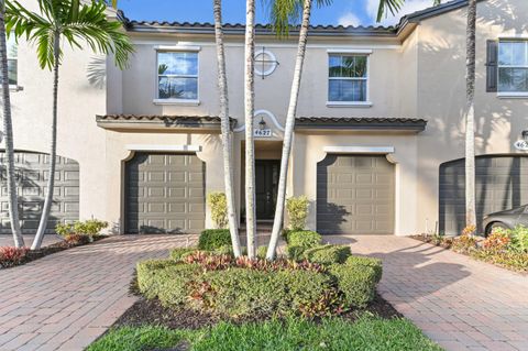 Photo of 4627 Mediterranean Circle, Palm Beach Gardens, FL 33418 (MLS # R11152800)