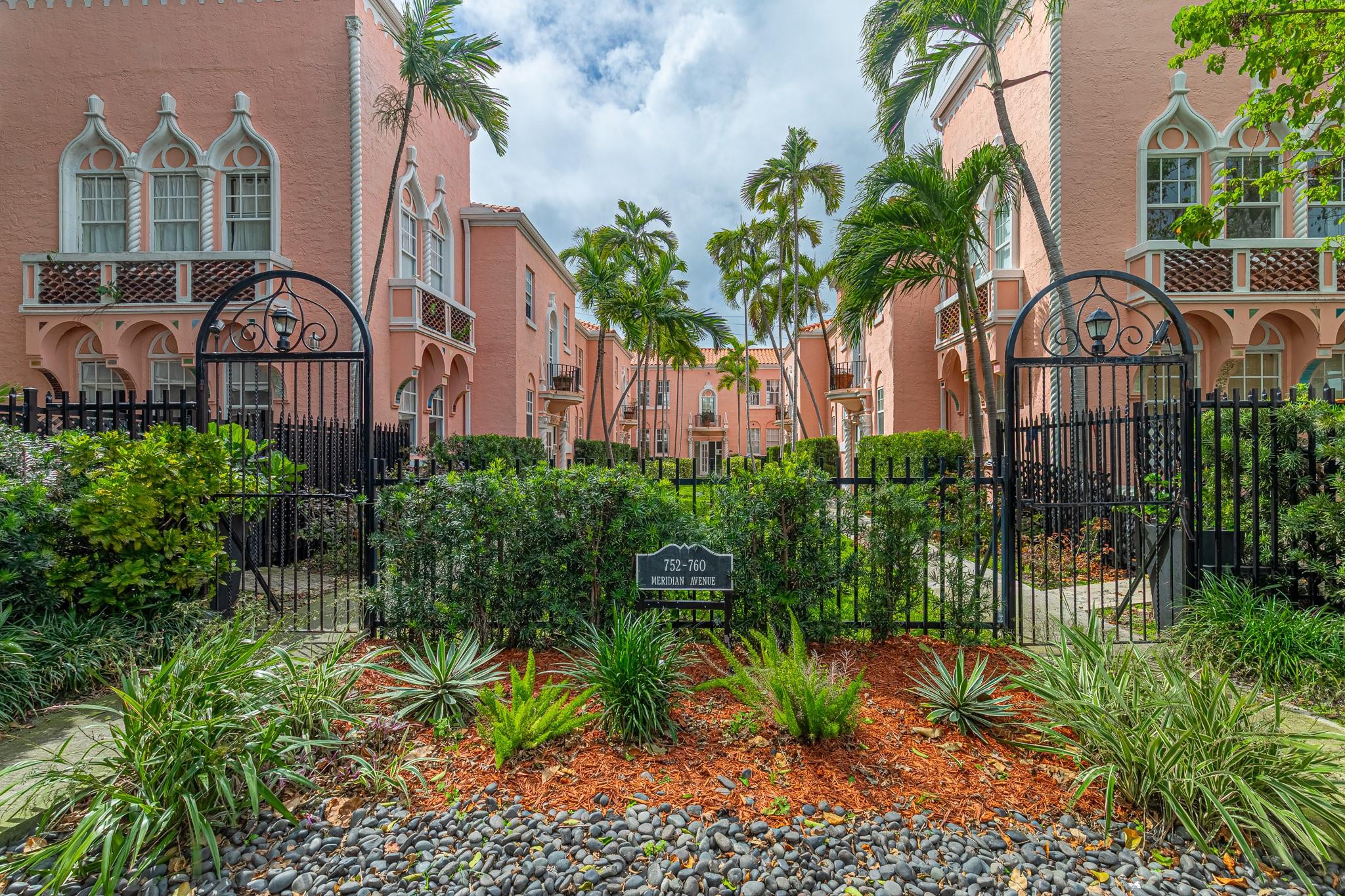 PALM GARDEN CONDO - Residential