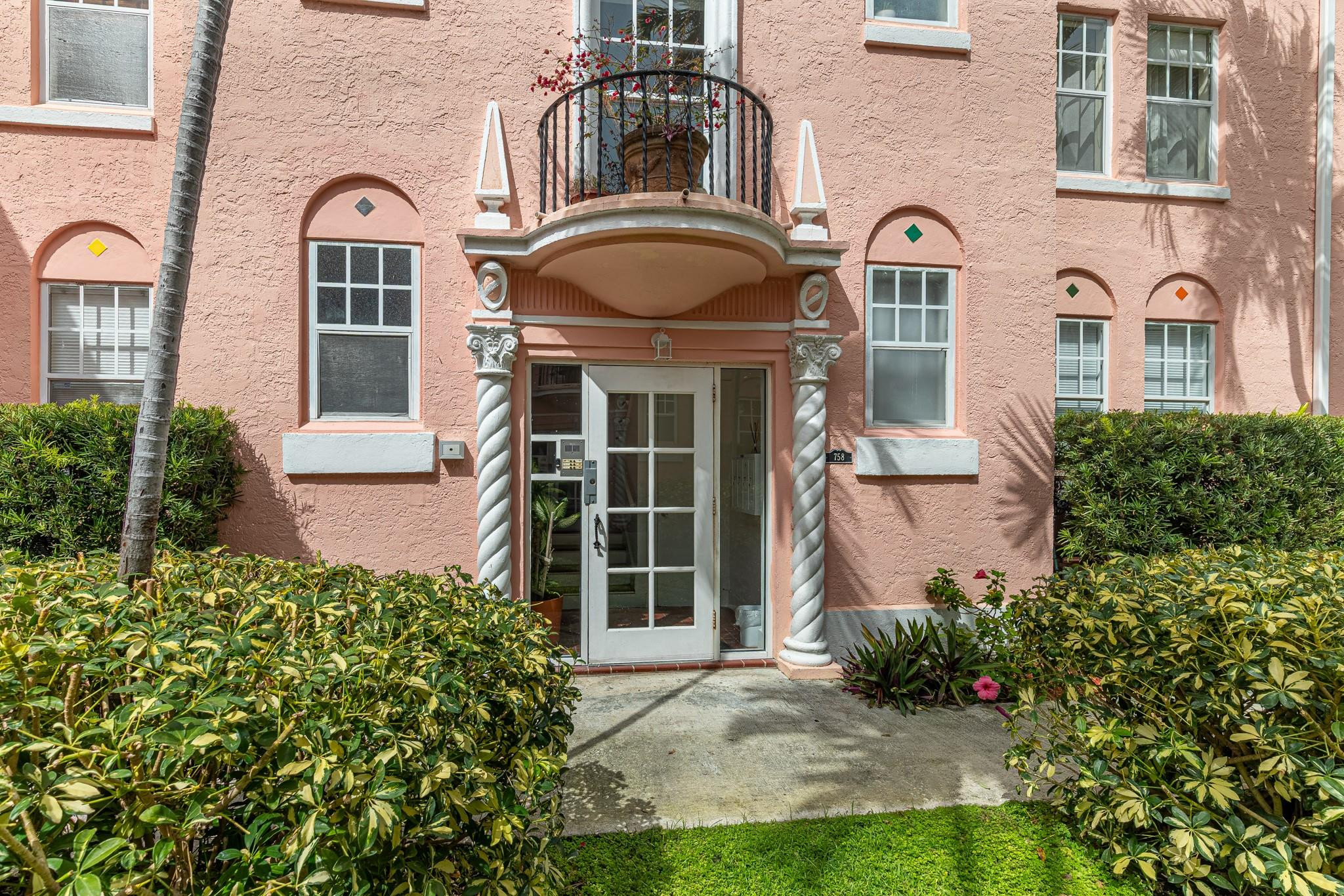 PALM GARDEN CONDO - Residential