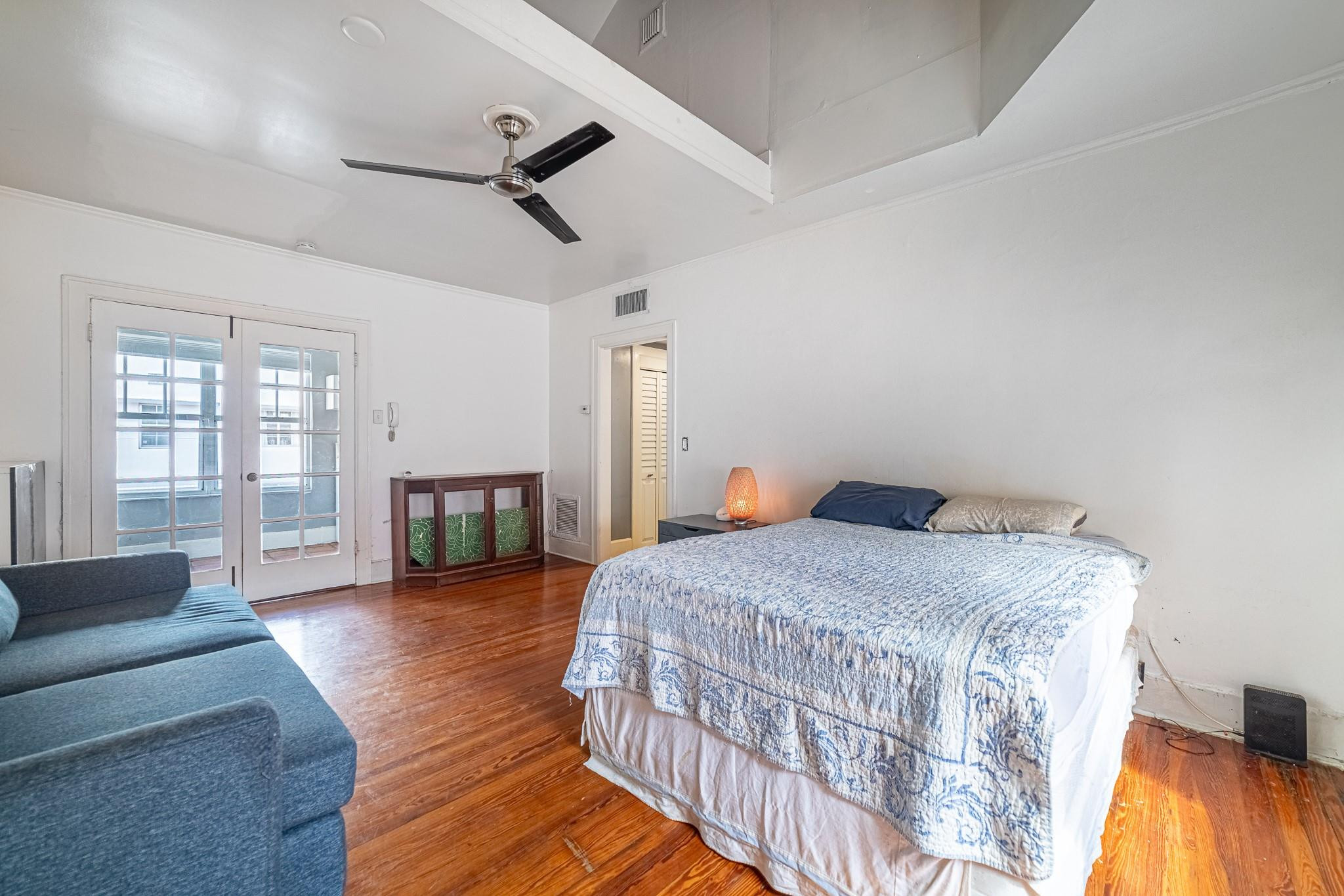 PALM GARDEN CONDO - Residential