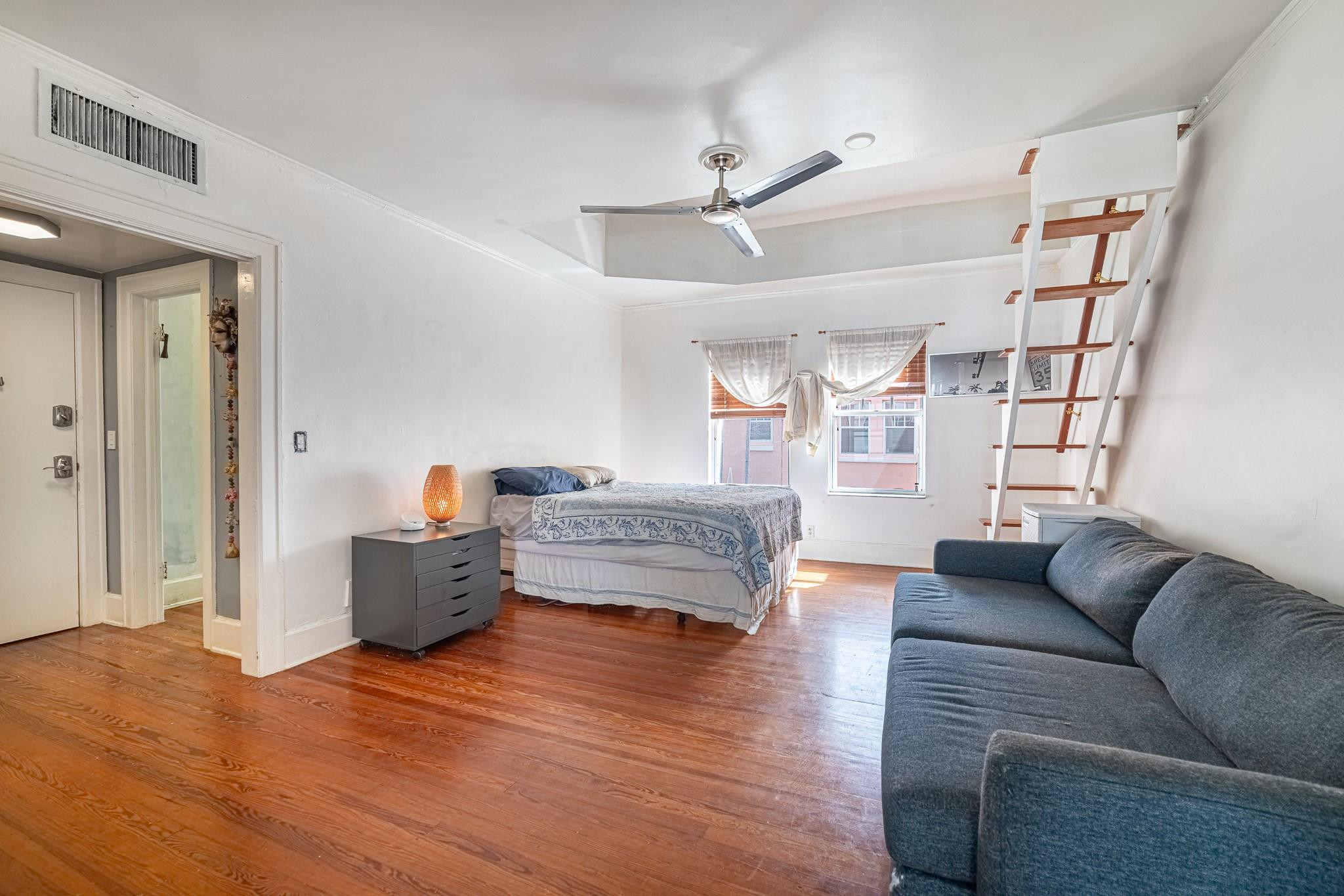 PALM GARDEN CONDO - Residential