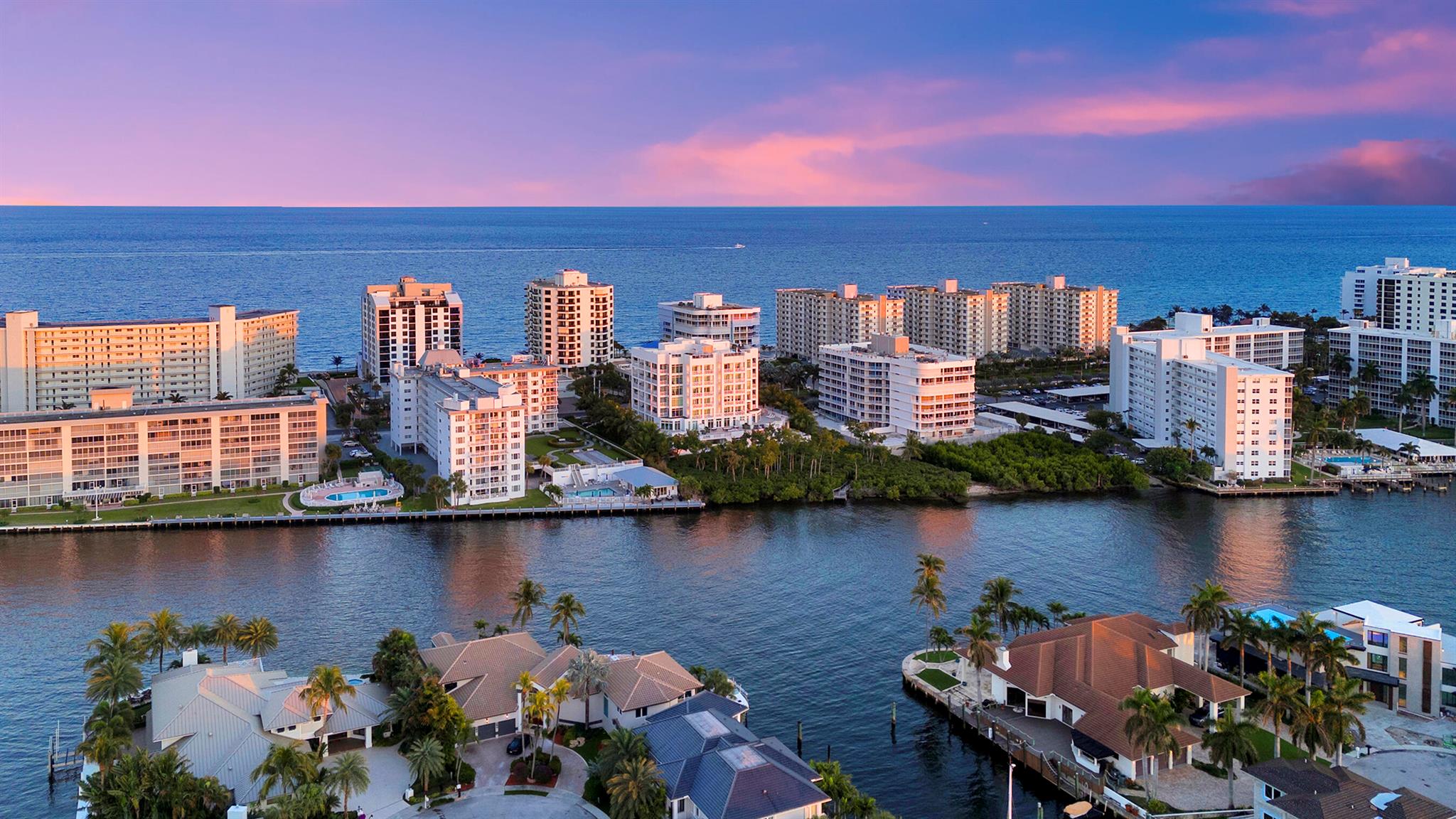 3200 South Ocean, A Seaga - Residential