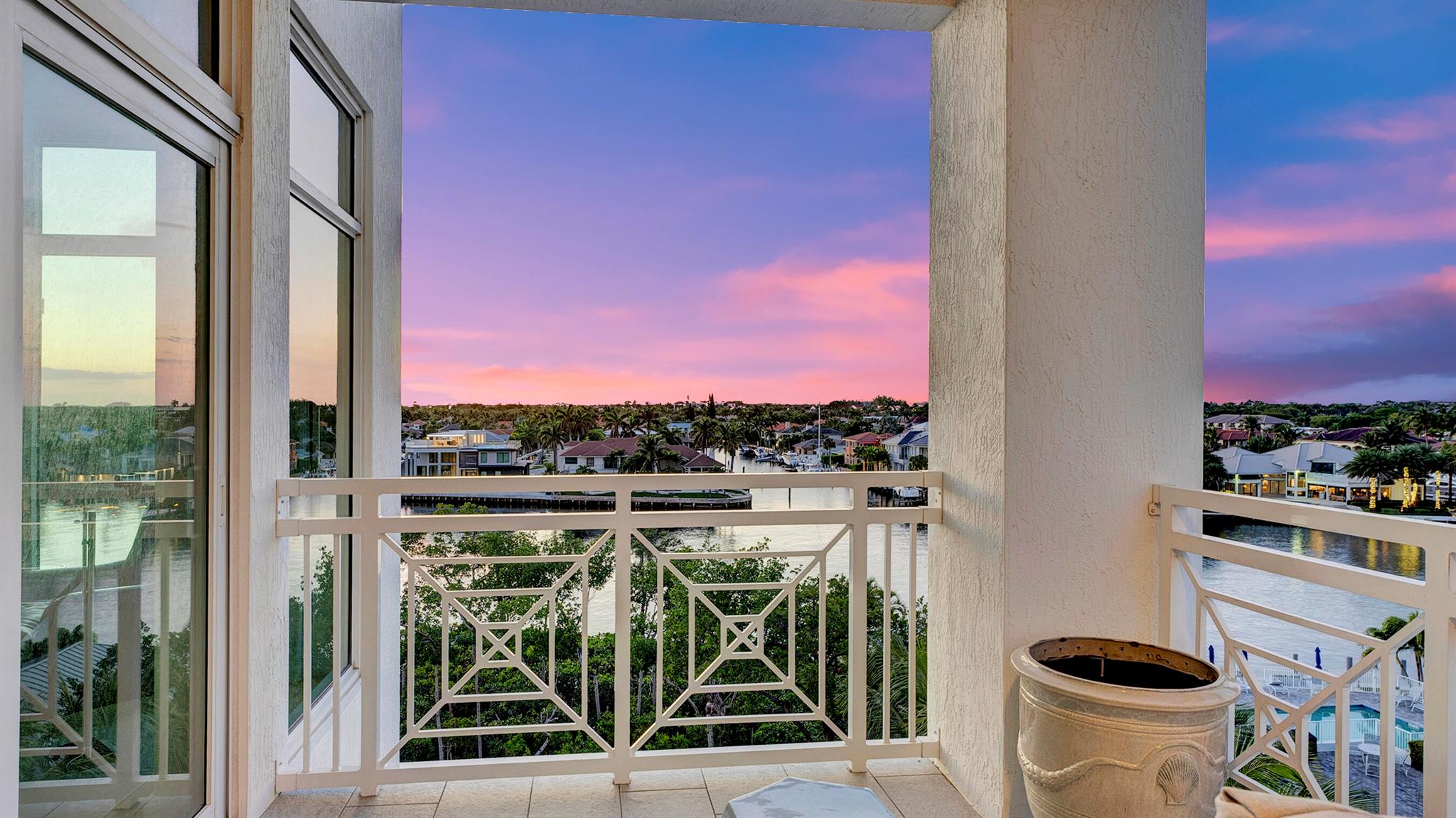 3200 South Ocean, A Seaga - Residential