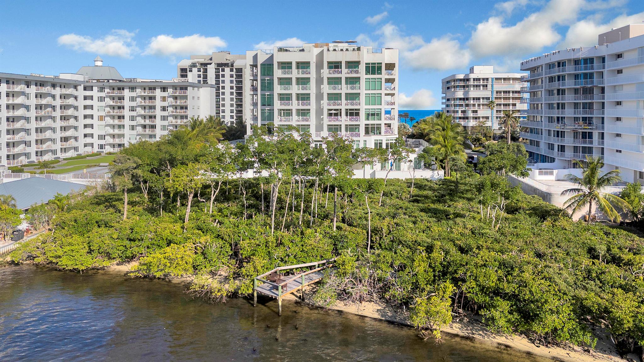 3200 South Ocean, A Seaga - Residential