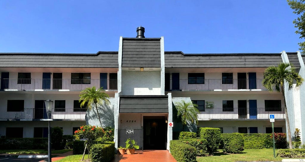 Photo of 4284 DESTE Court #304, Lake Worth, FL 33467 (MLS # B26092605)