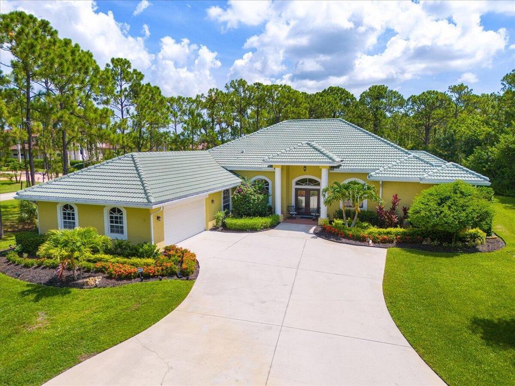 Photo of 11000 Pine Creek Lane, Port Saint Lucie, FL 34986 (MLS # R11106208)