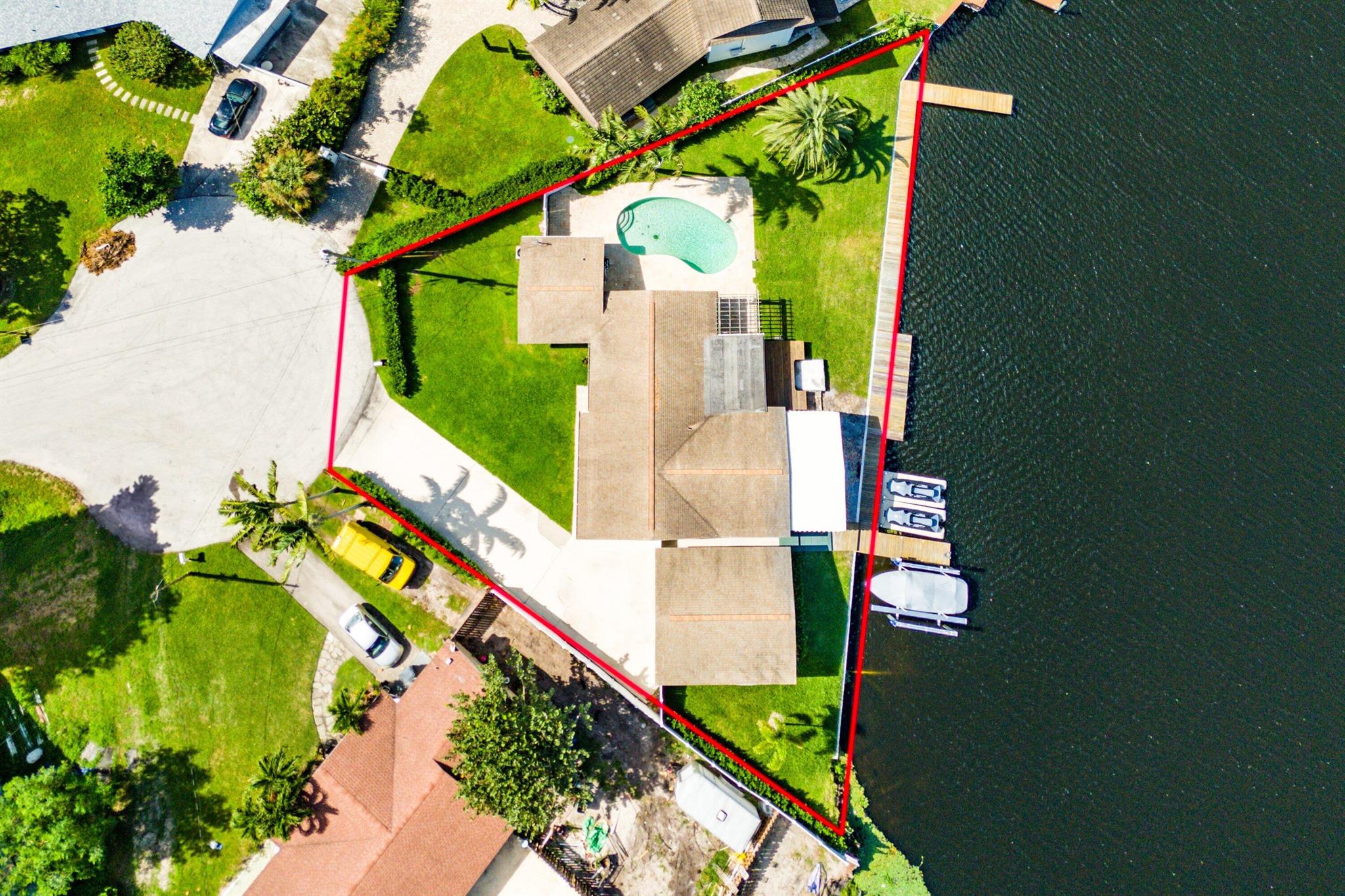 ISLAND ESTATES - Residential