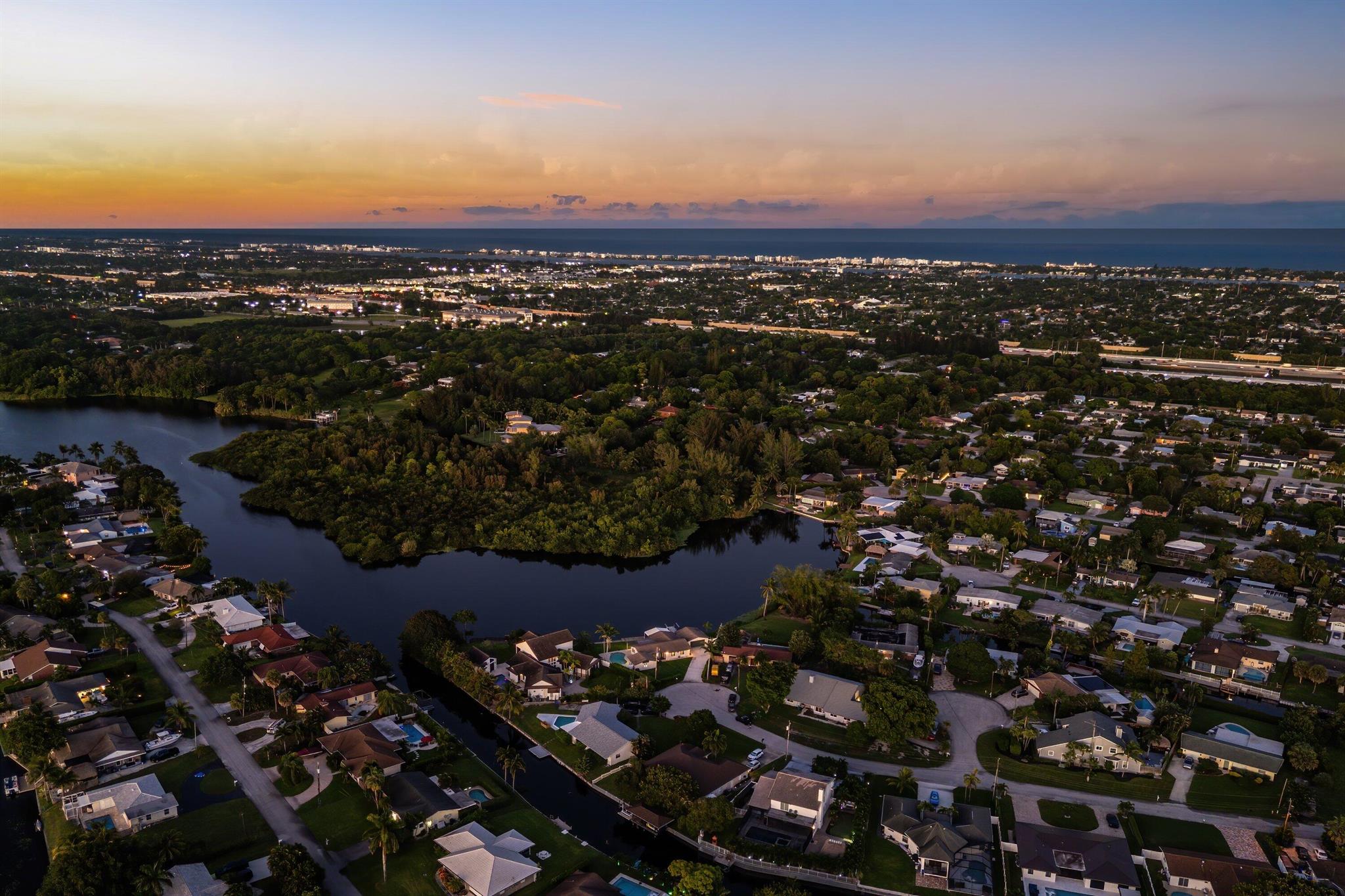 ISLAND ESTATES - Residential