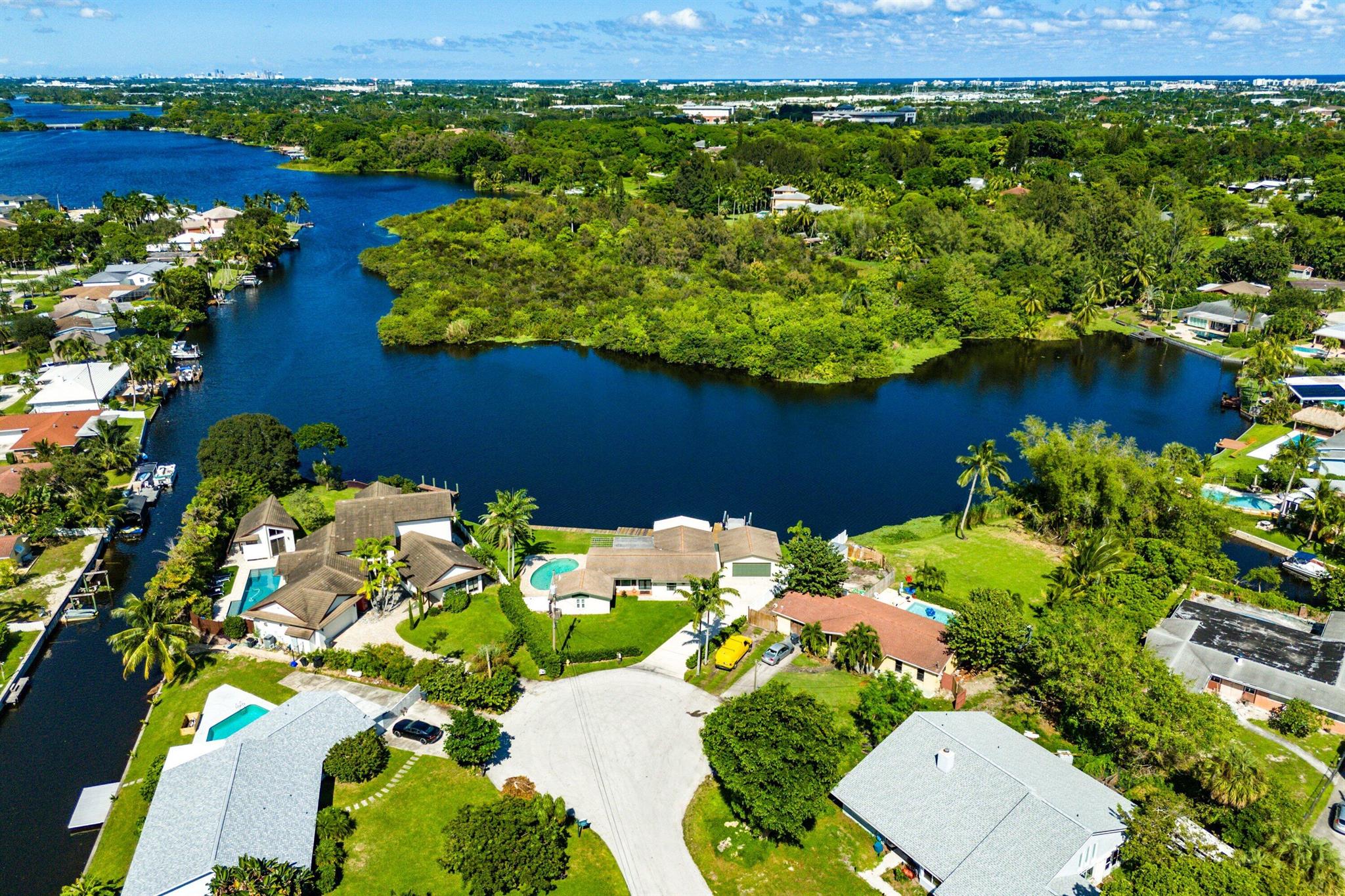 ISLAND ESTATES - Residential