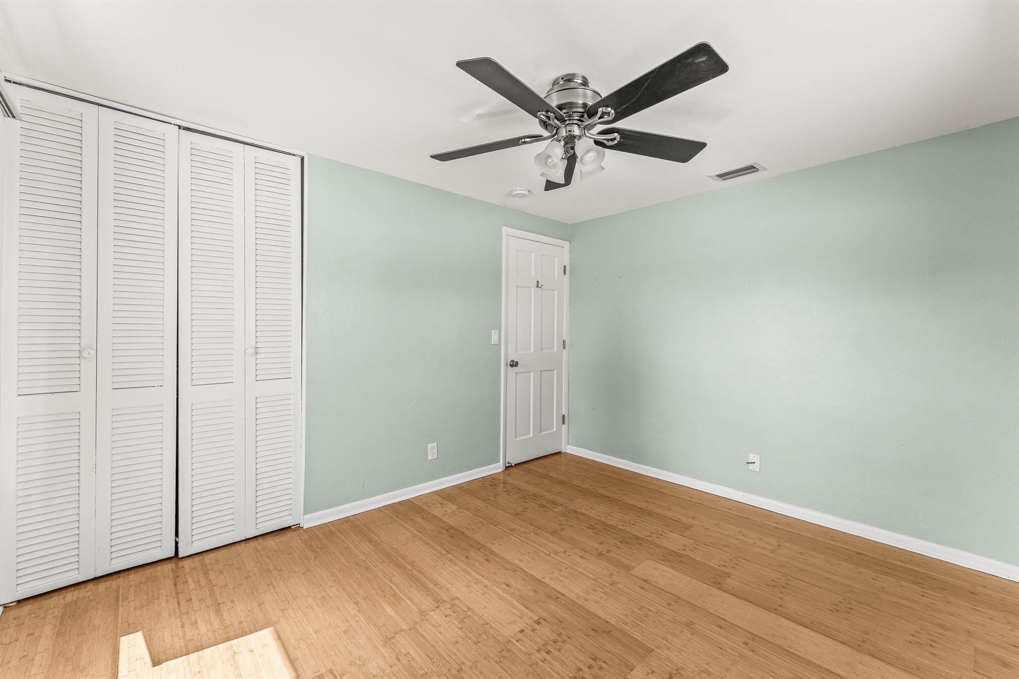 ISLAND ESTATES - Residential