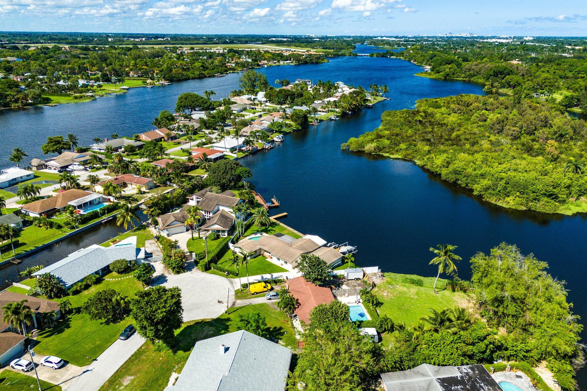 ISLAND ESTATES - Residential