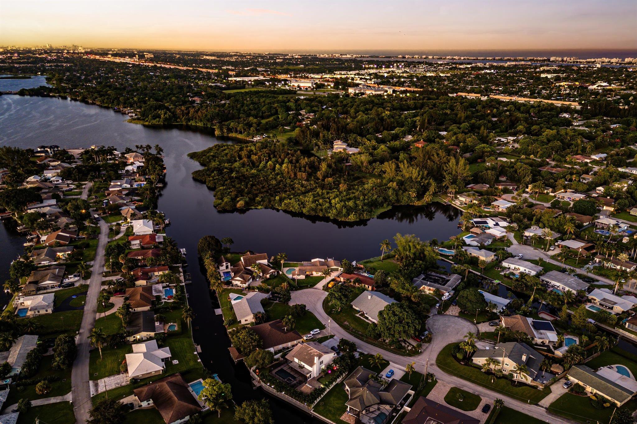 ISLAND ESTATES - Residential