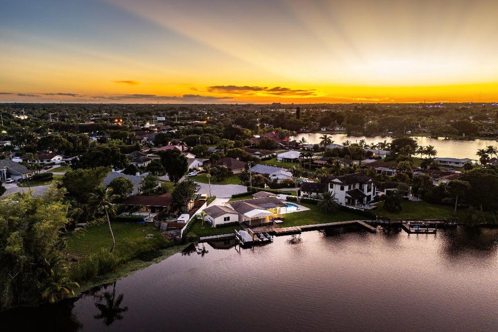 Photo of 6788 Bayshore Drive, Lake Worth, FL 33462 (MLS # R11133260)