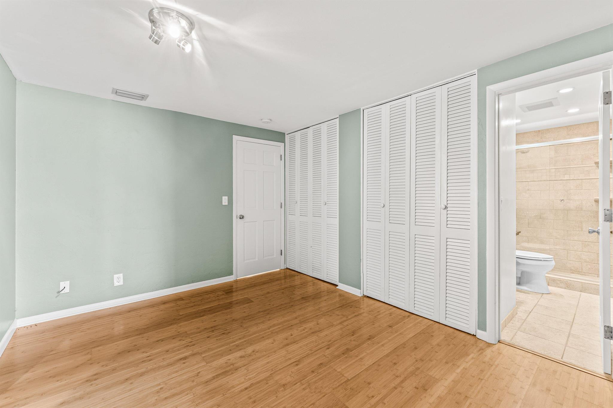ISLAND ESTATES - Residential