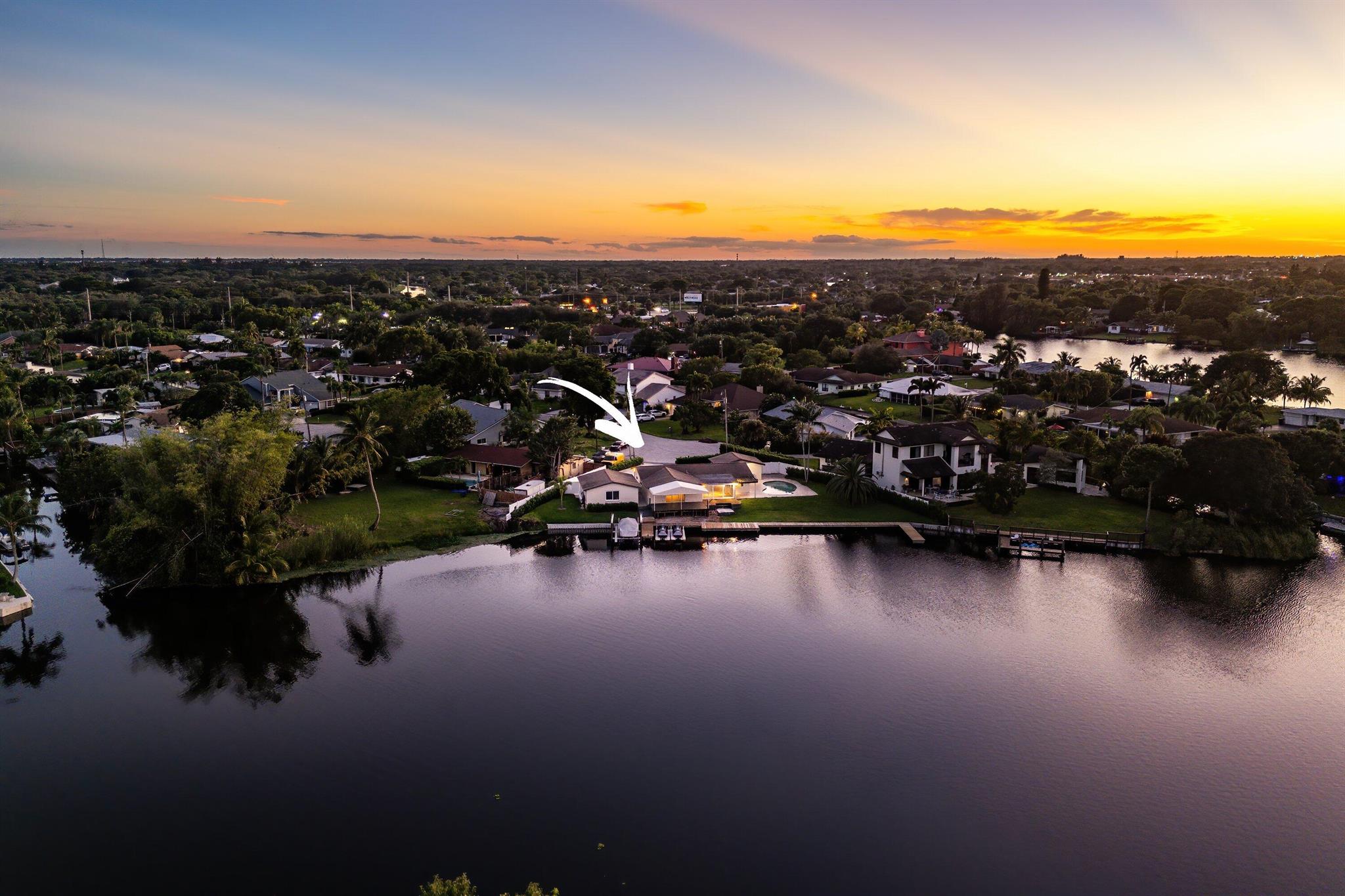 ISLAND ESTATES - Residential