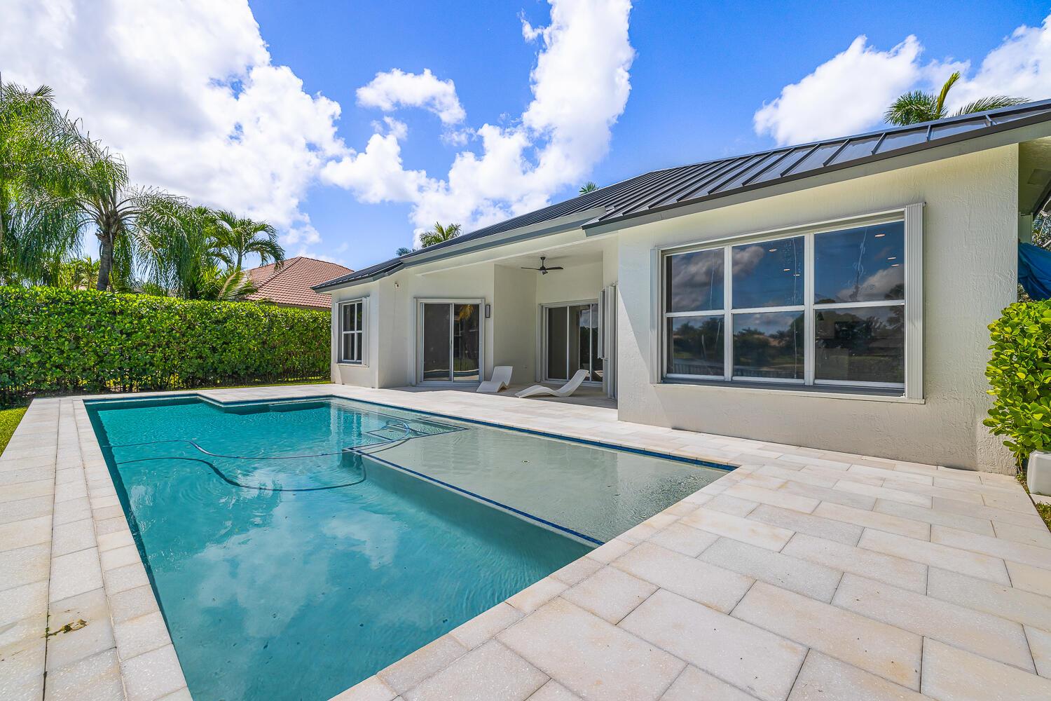 PARKLAND ISLES - Residential