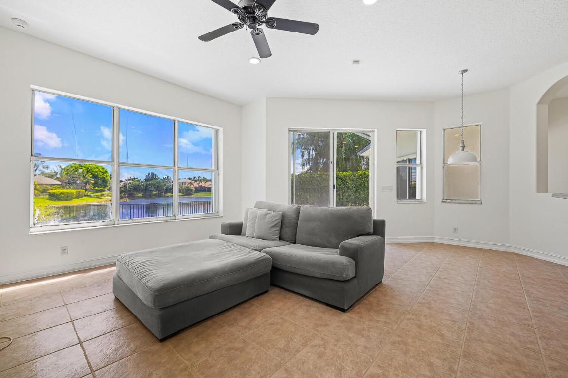 PARKLAND ISLES - Residential